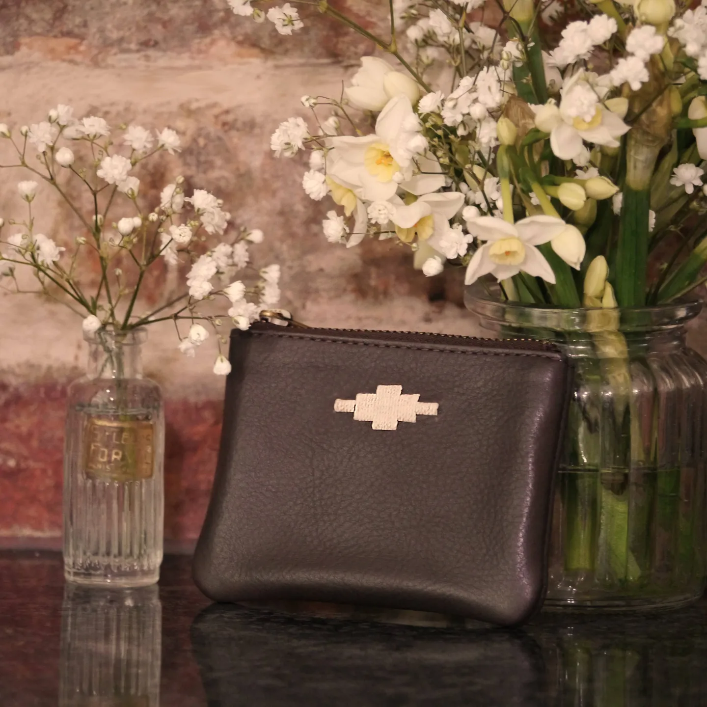 Cambio Pouch Purse - Brown Leather sold by Pampeano product image thumbnail 4