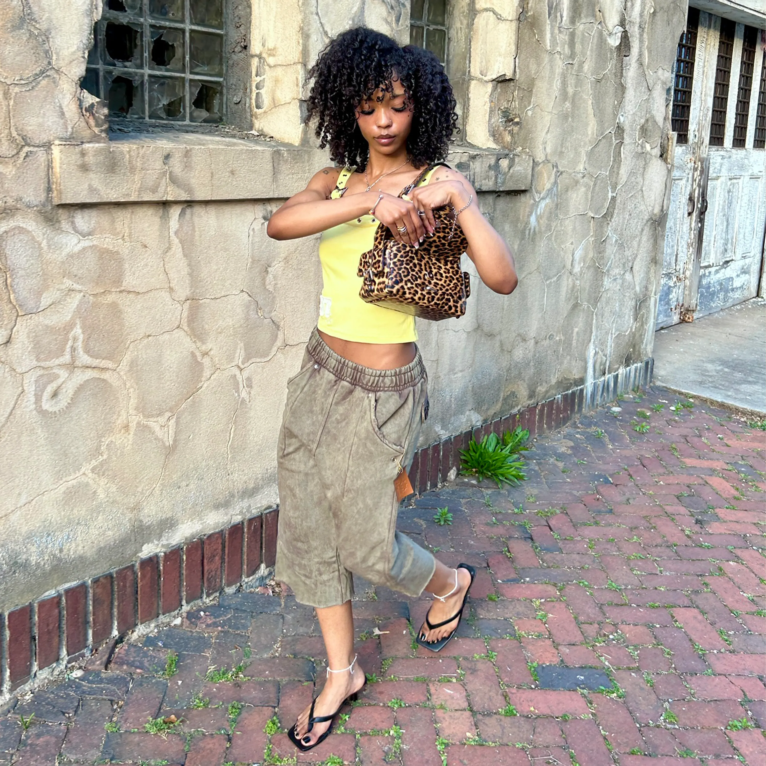 Vintage Olive SWEATSHORTS sold by klenam.co product image thumbnail 3