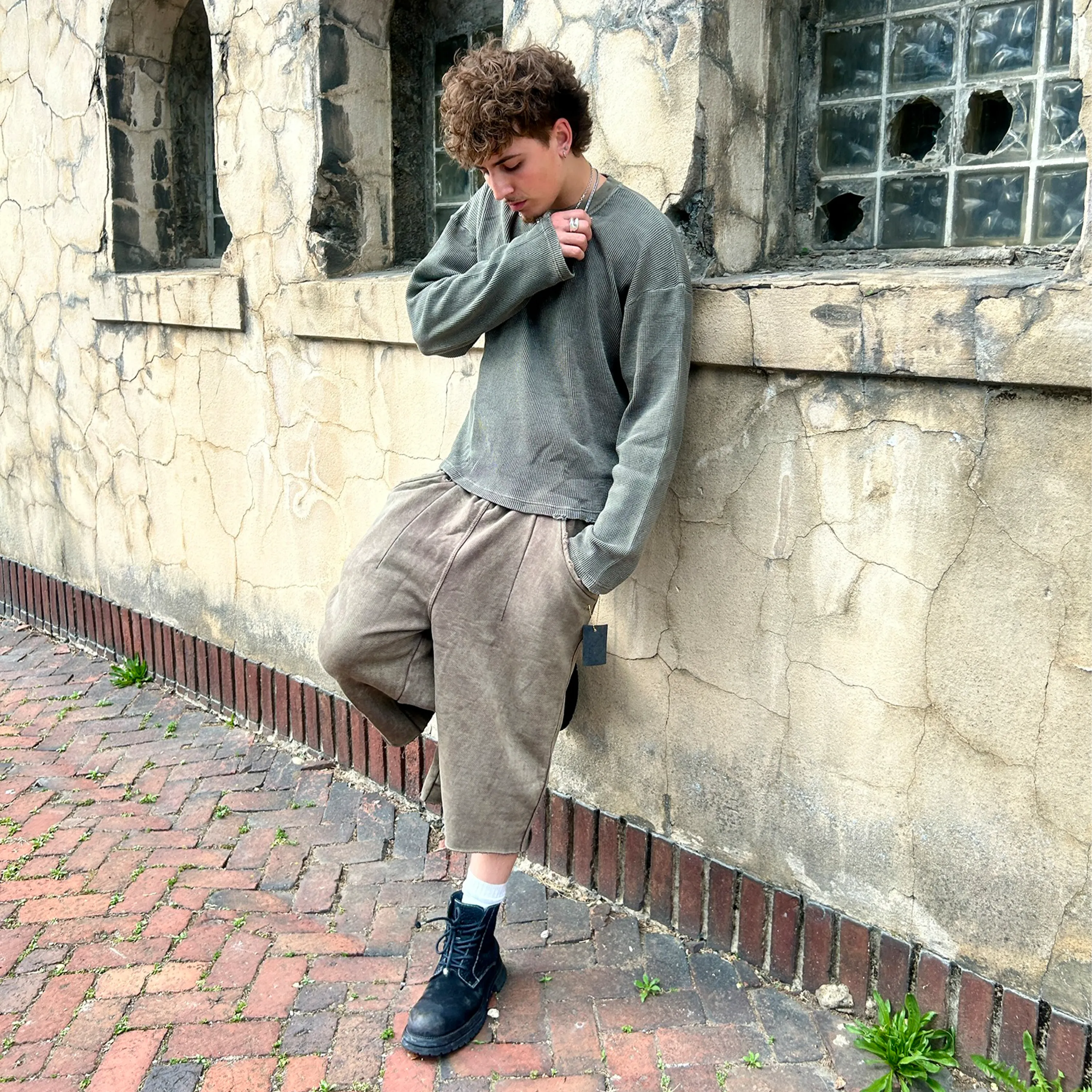 Vintage Olive SWEATSHORTS sold by klenam.co product image thumbnail 2