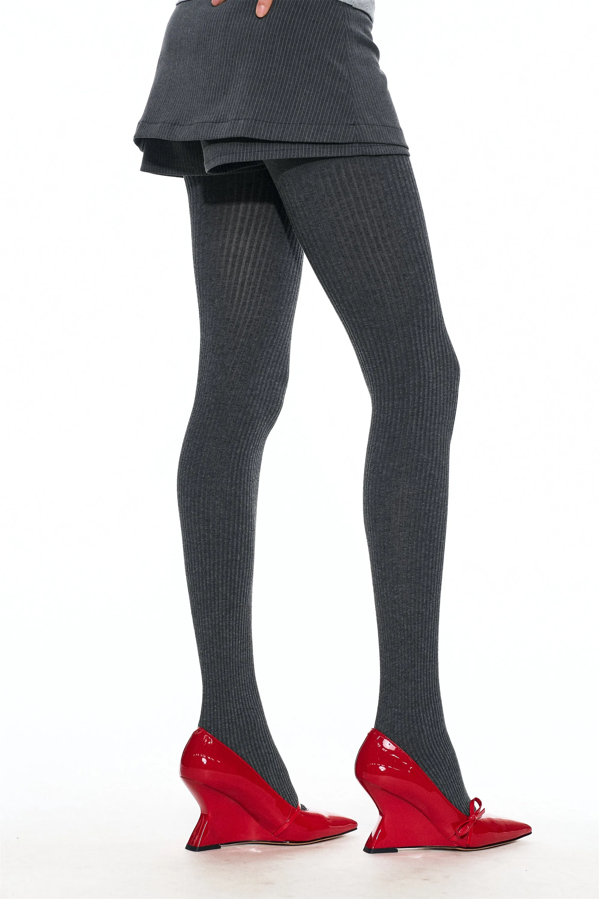 Suna Bow-Decorated Wedge Heels in Red sold by PANN product image thumbnail 5