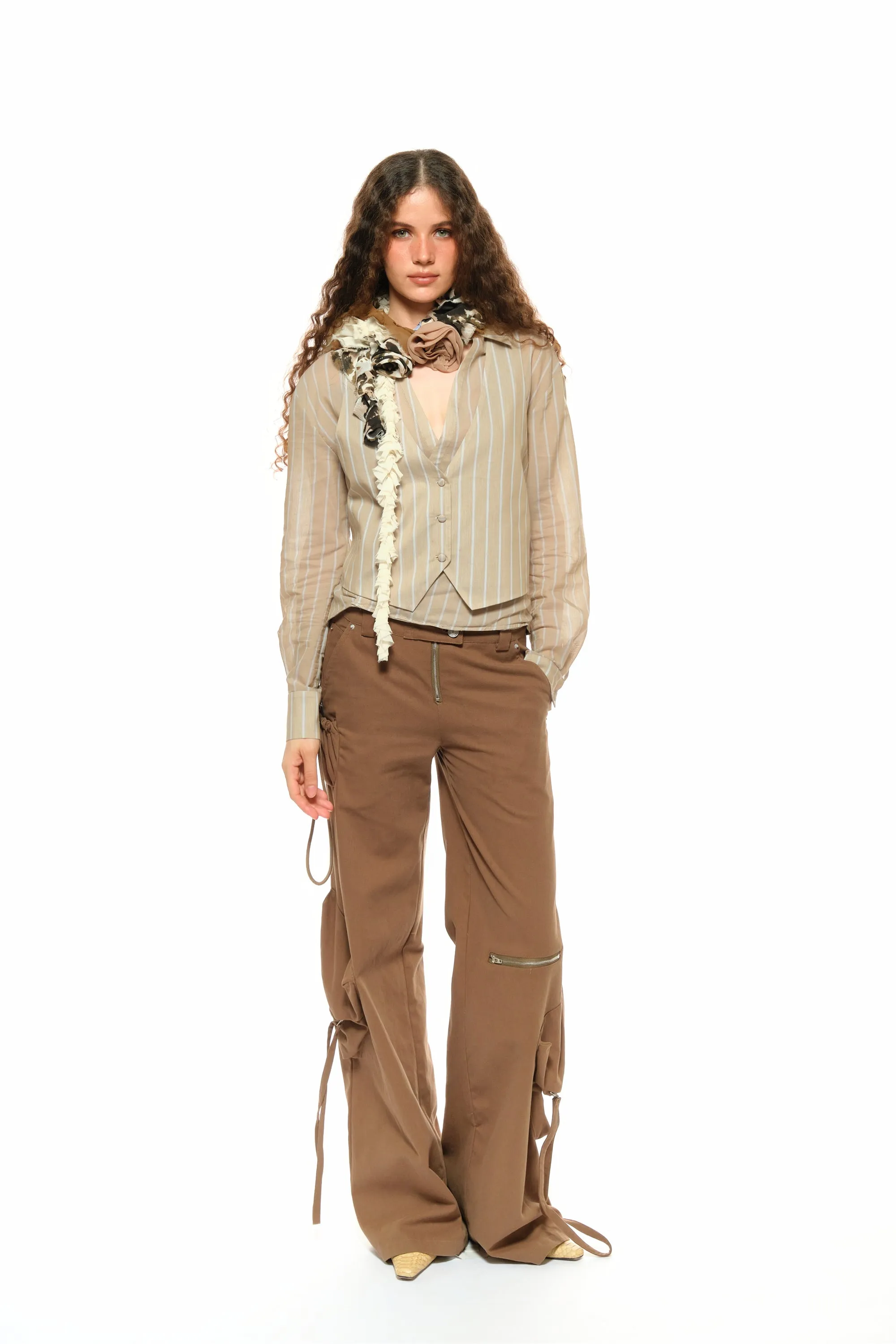 Mavis Low-Waist Cargo Pants in Brown sold by PANN product image thumbnail 3