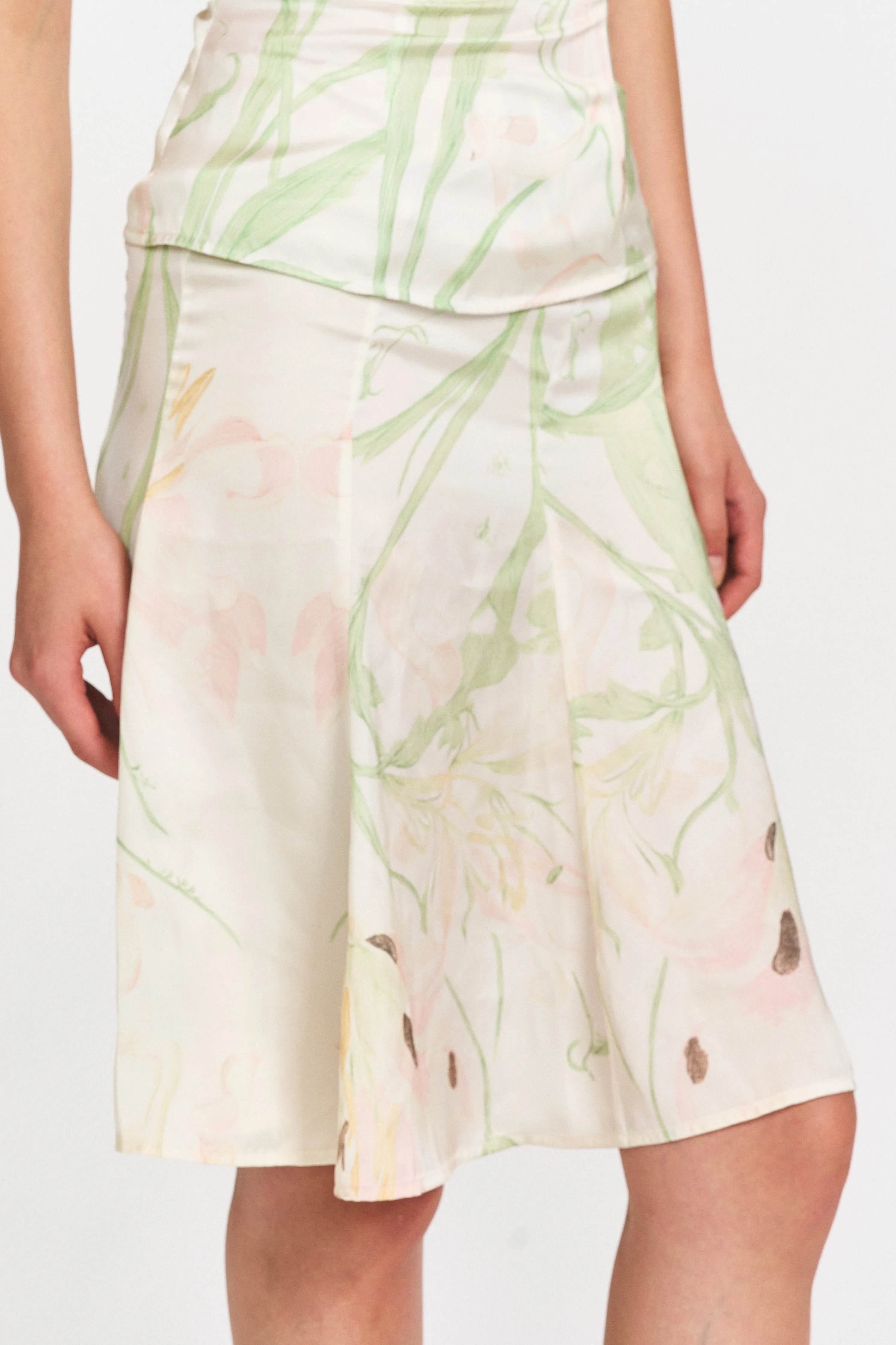 Ros Printed Vibrant Midi Skirt in Green sold by PANN product image thumbnail 5