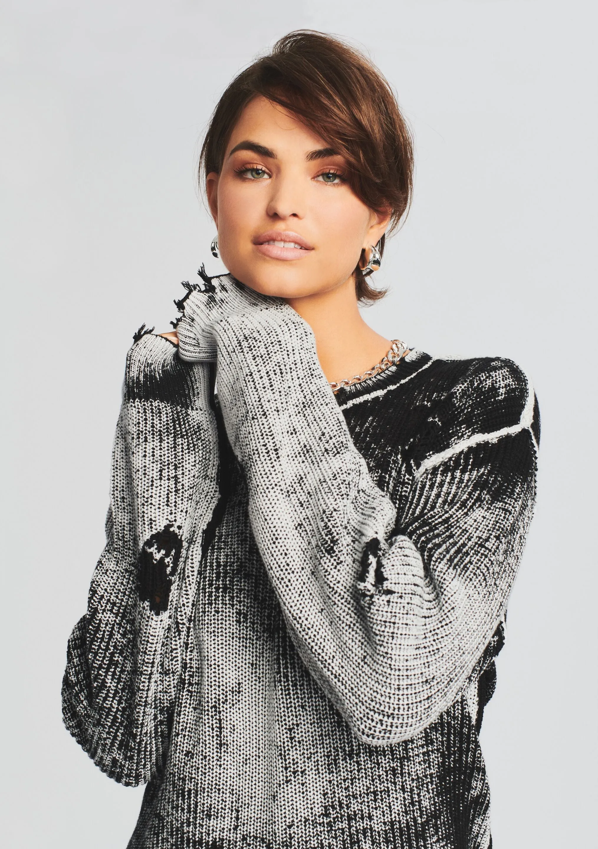 Devin Sweater sold by Retrofete product image thumbnail 2