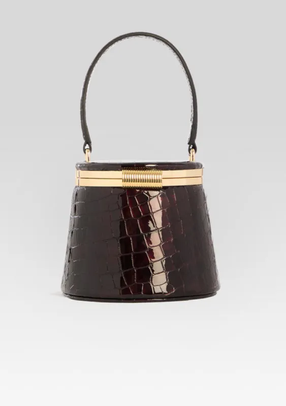 Lesla Case sold by Retrofete