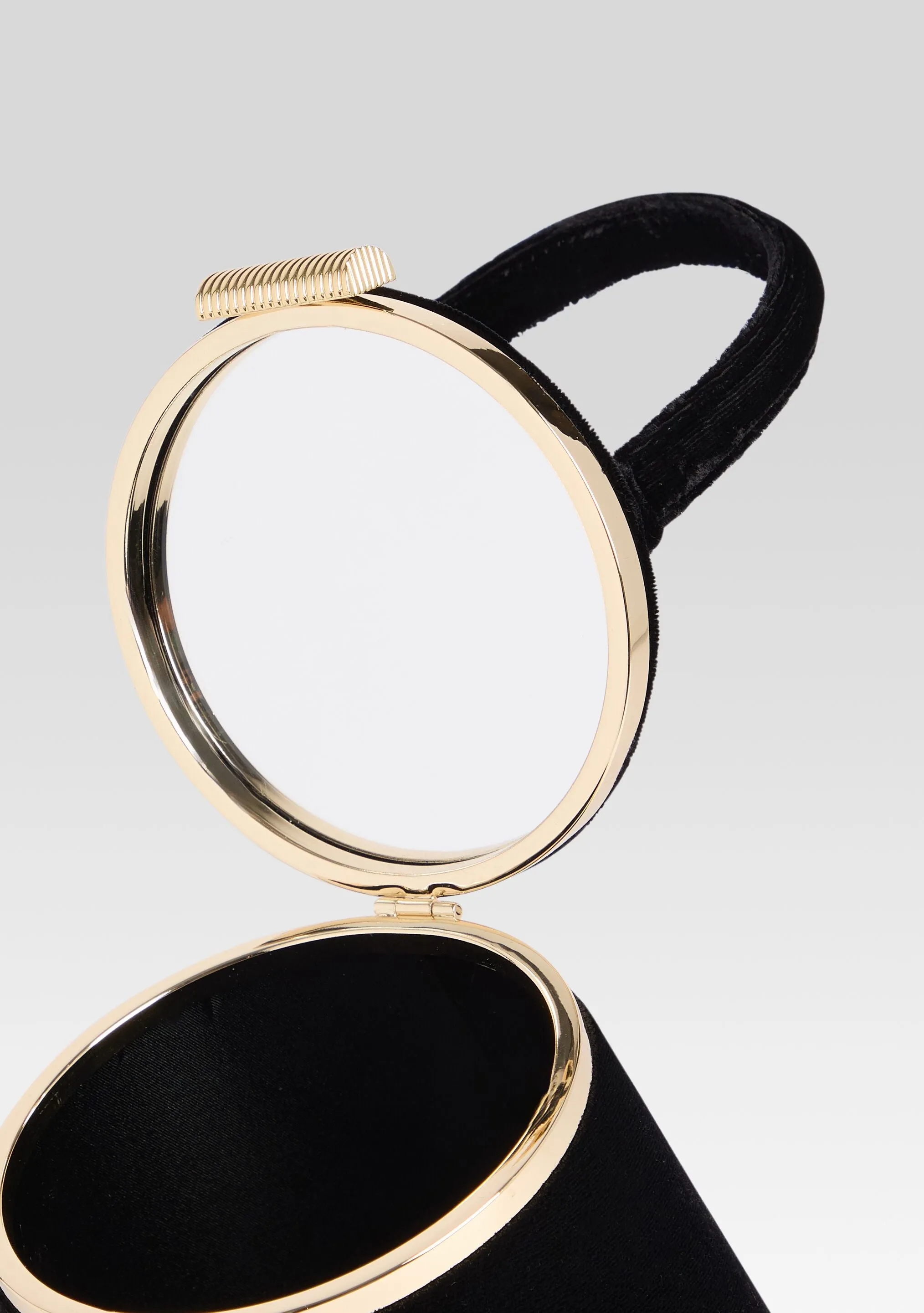 Lesla Velvet Case sold by Retrofete product image thumbnail 5