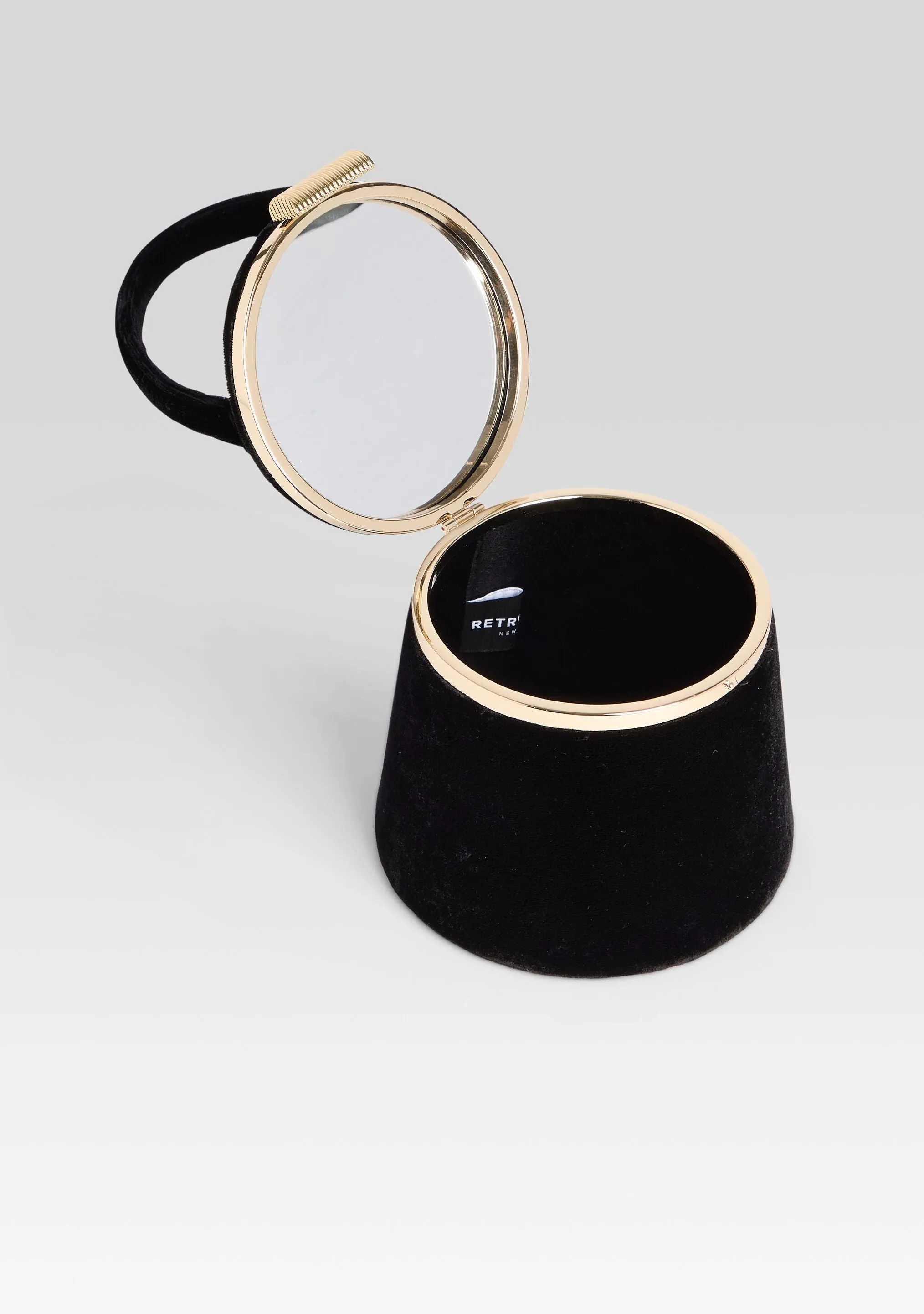 Lesla Velvet Case sold by Retrofete product image thumbnail 4