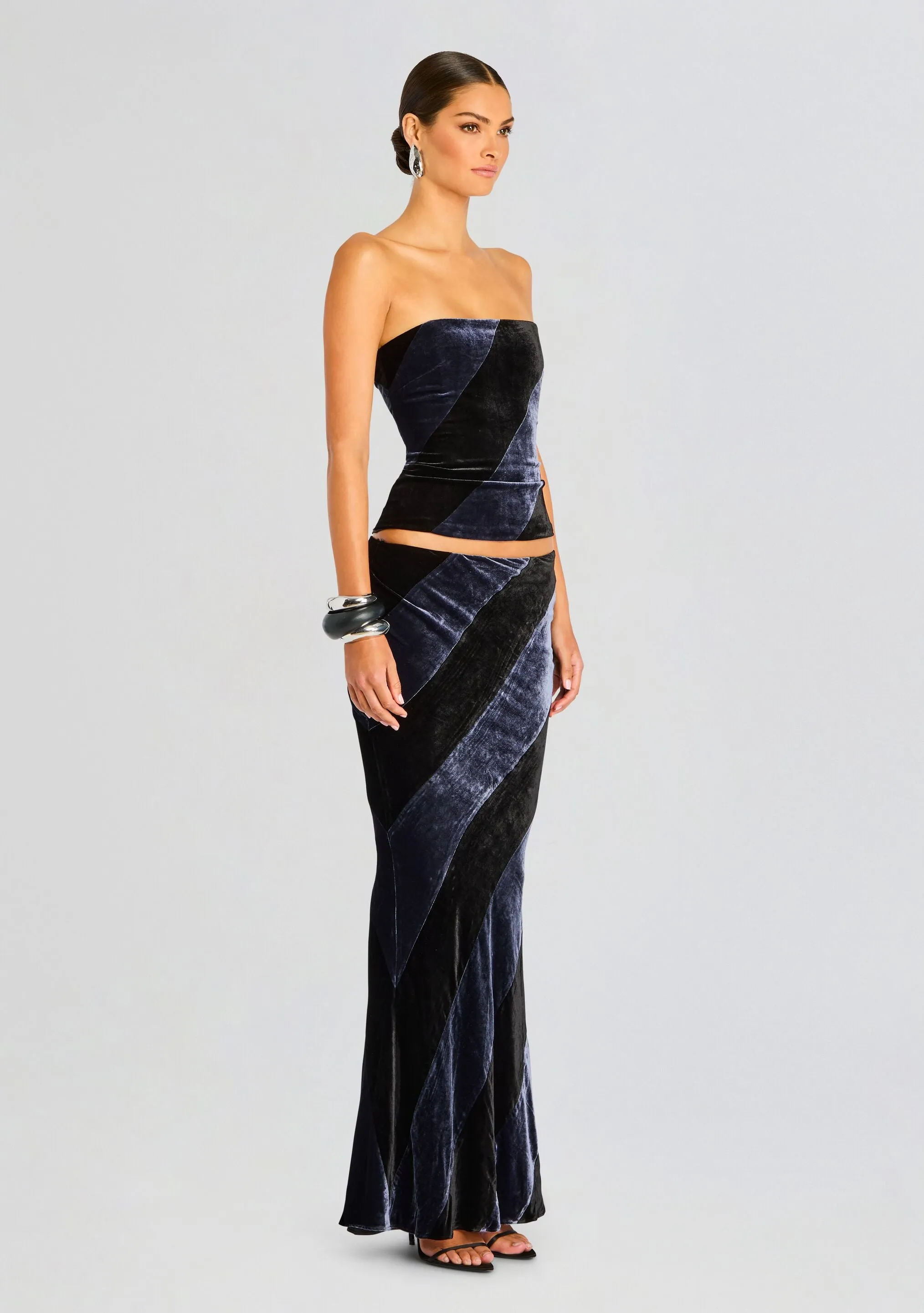 Dulce Velvet Top sold by Retrofete product image thumbnail 3