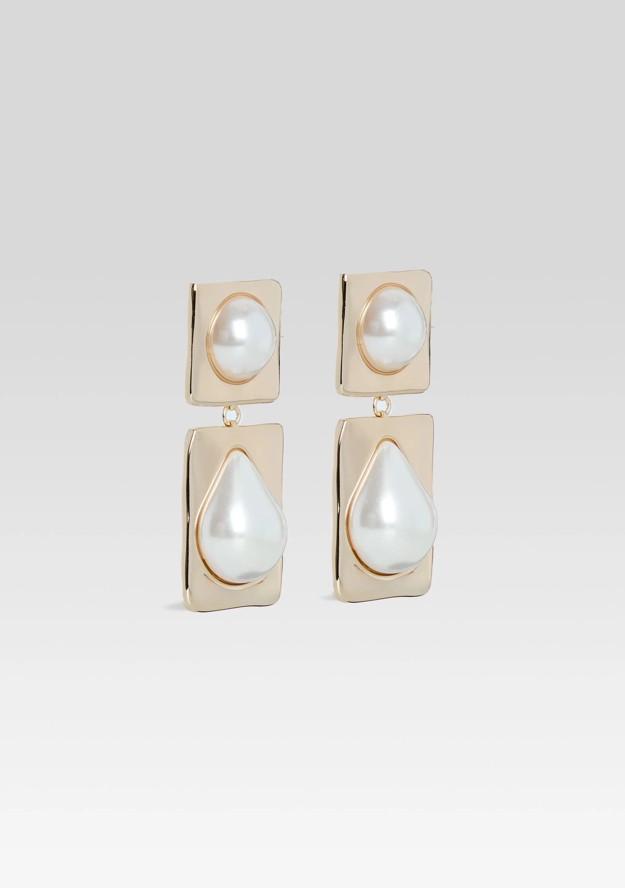 Savannah Pearl Drop Earrings sold by Retrofete product image thumbnail 2