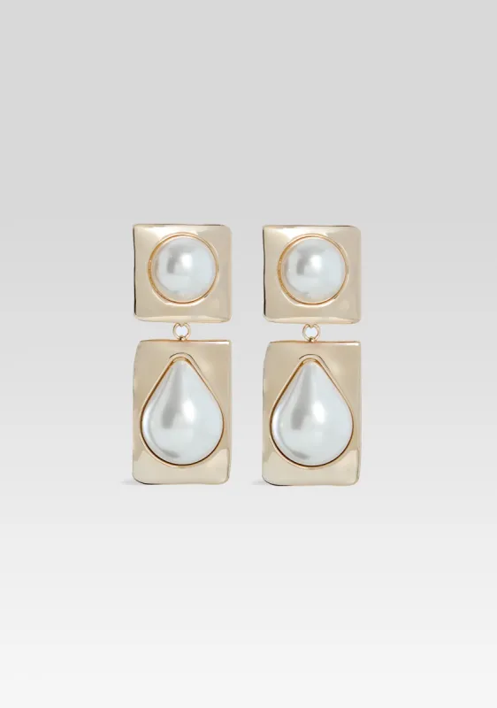 Savannah Pearl Drop Earrings sold by Retrofete
