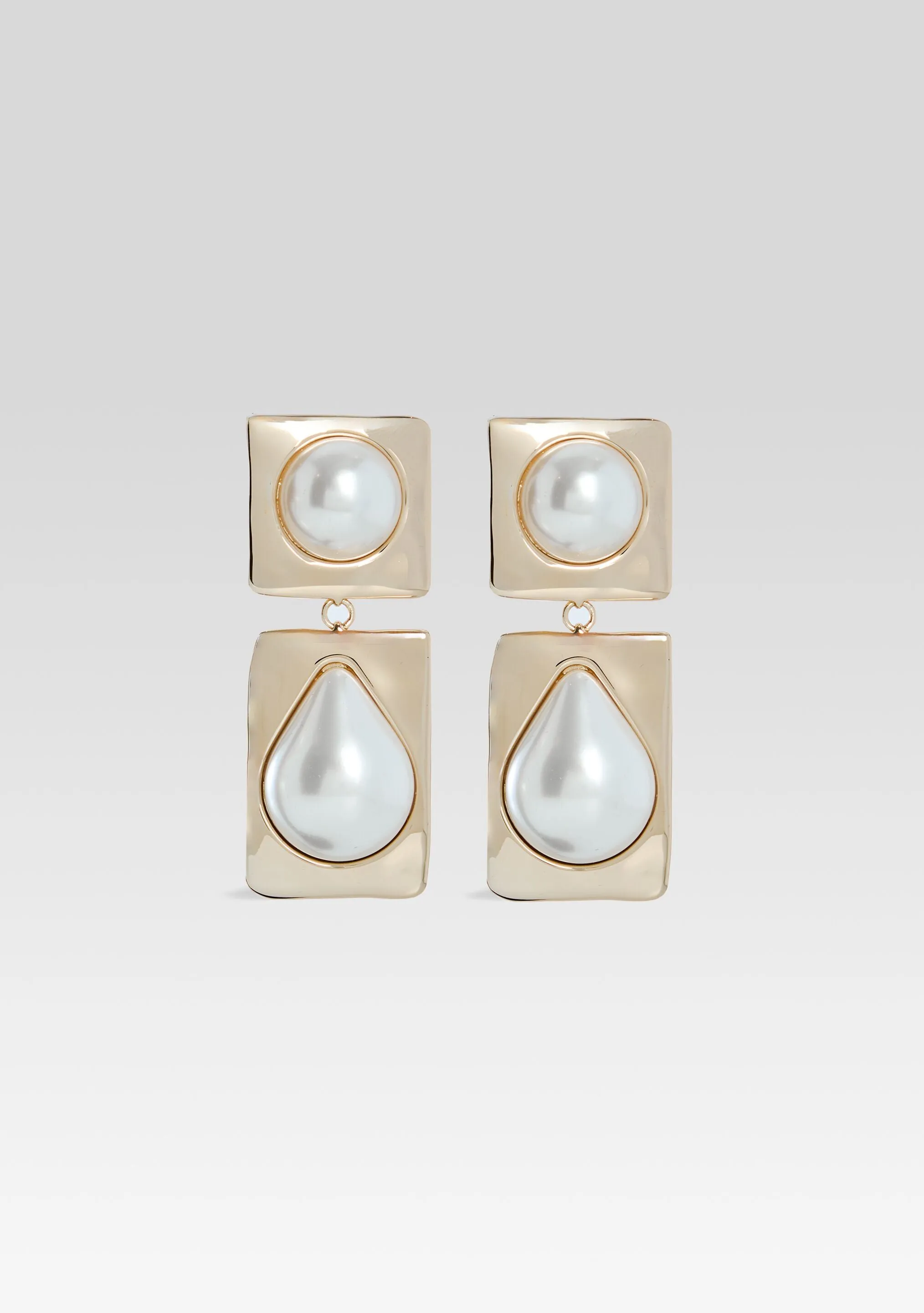 Savannah Pearl Drop Earrings sold by Retrofete