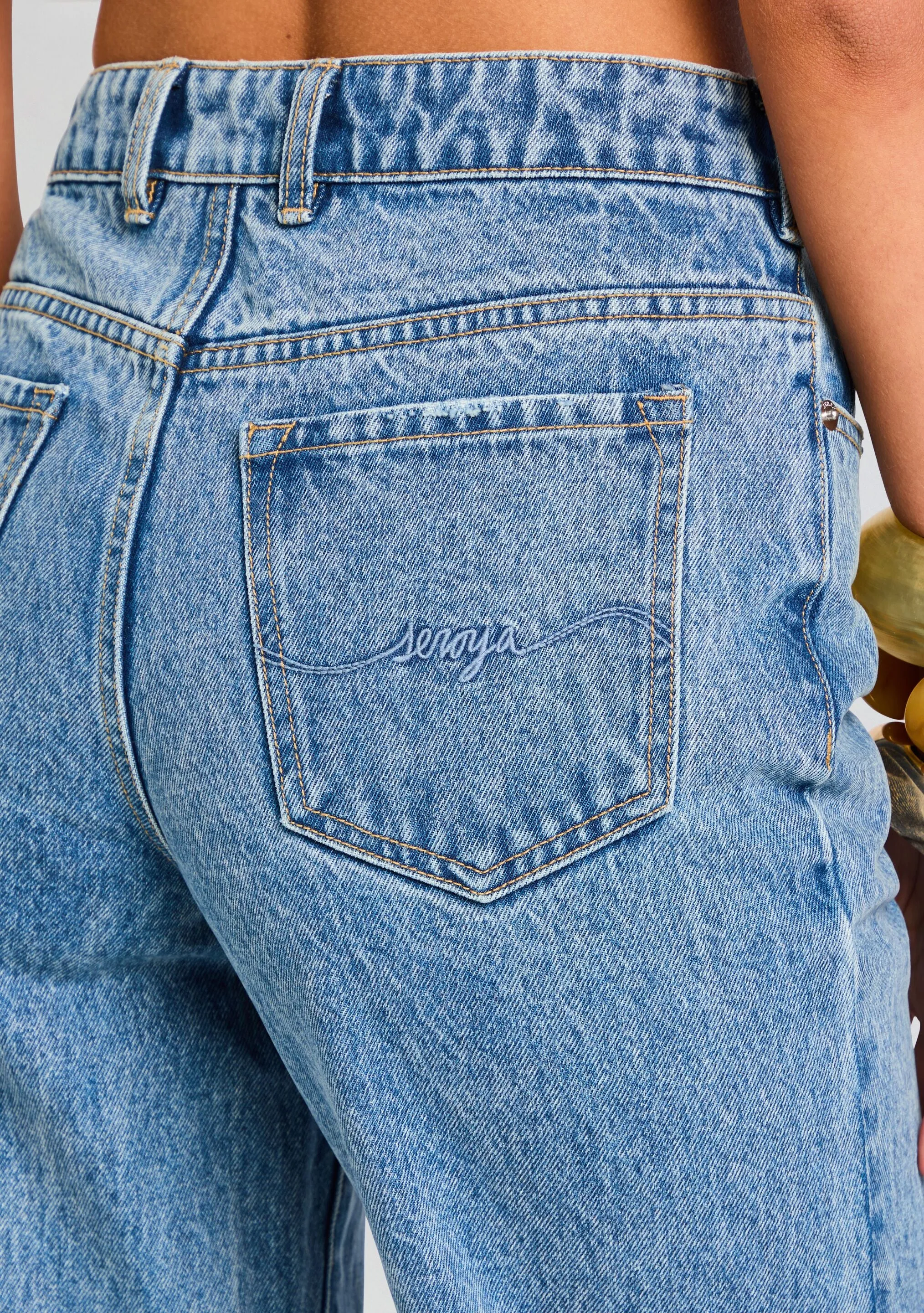 Kirt Wide Leg Cropped Jeans sold by Retrofete product image thumbnail 2