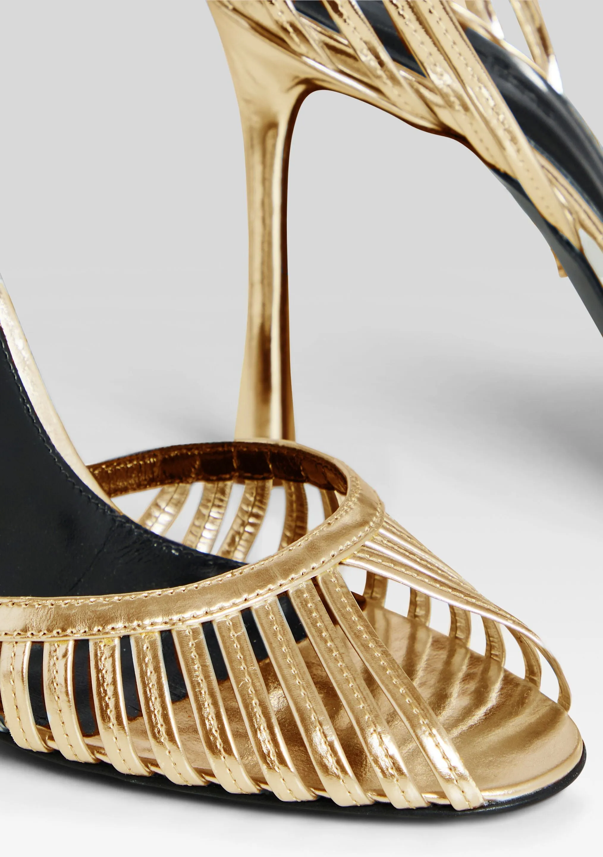 Analu Sandal sold by Retrofete product image thumbnail 2