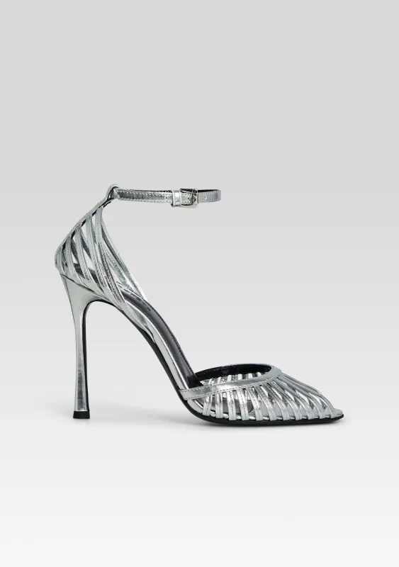 Analu Sandal sold by Retrofete