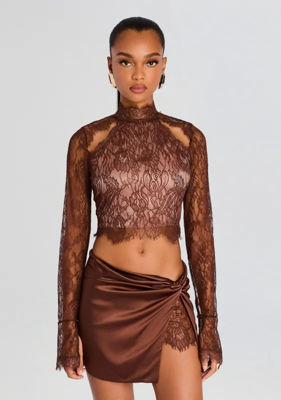 Emmillee Lace Top sold by Retrofete