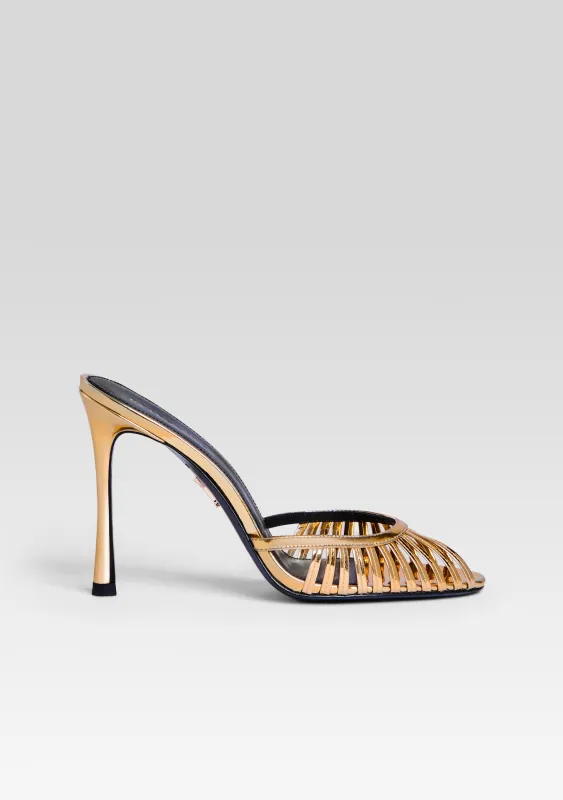 Allistair Sandal sold by Retrofete