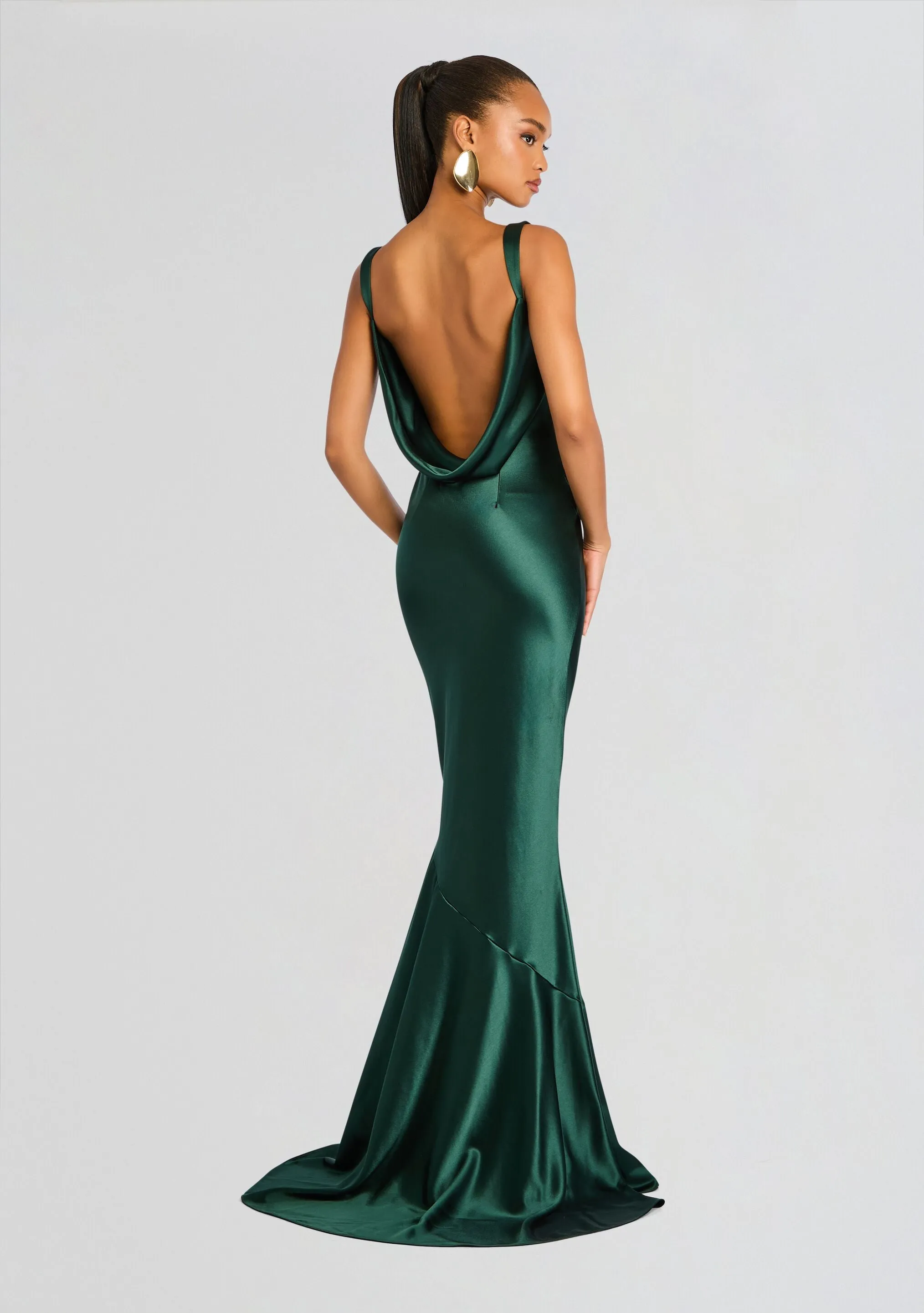 Vinicia Dress sold by Retrofete