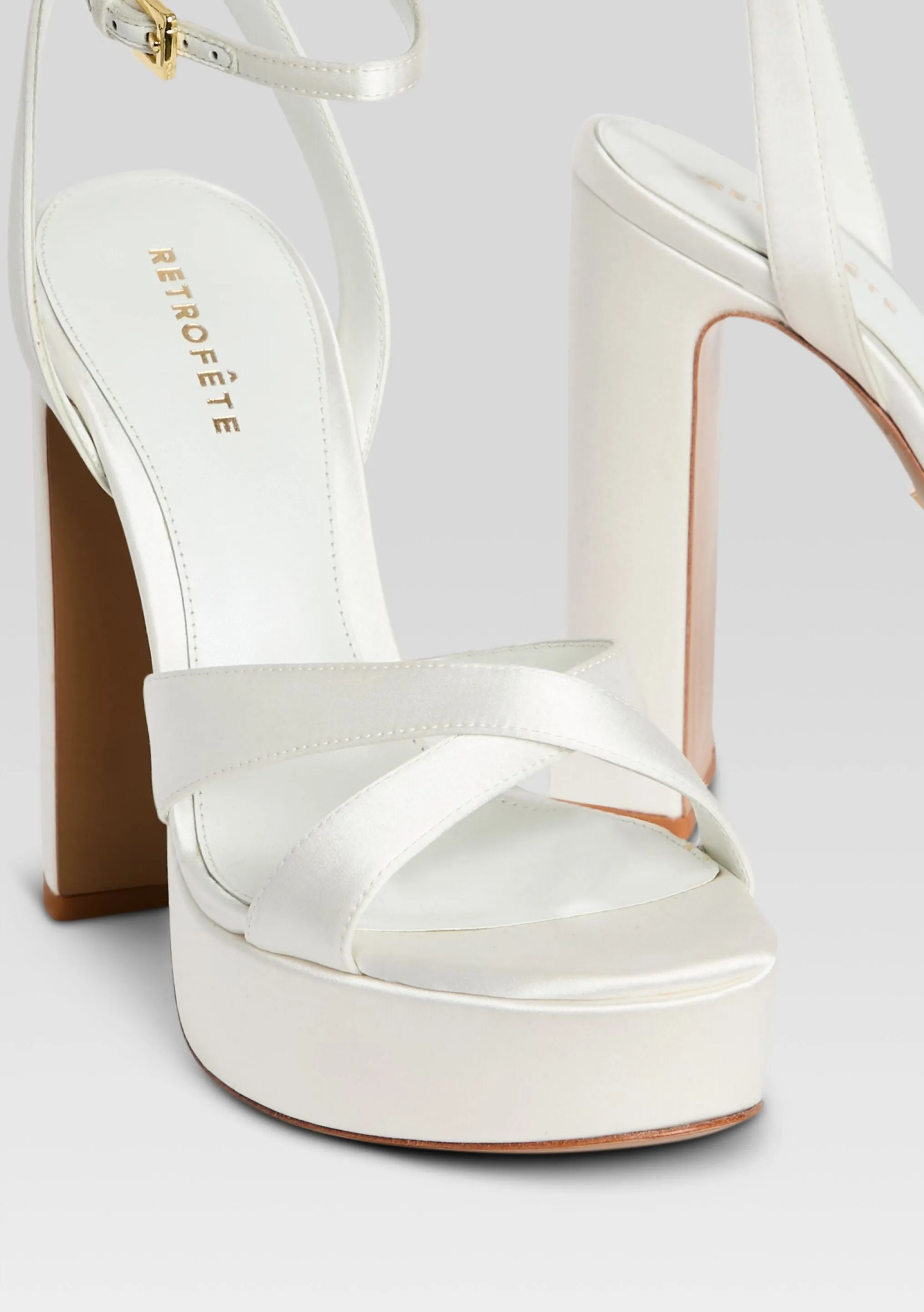 Melodia Platform Sandal sold by Retrofete product image thumbnail 2