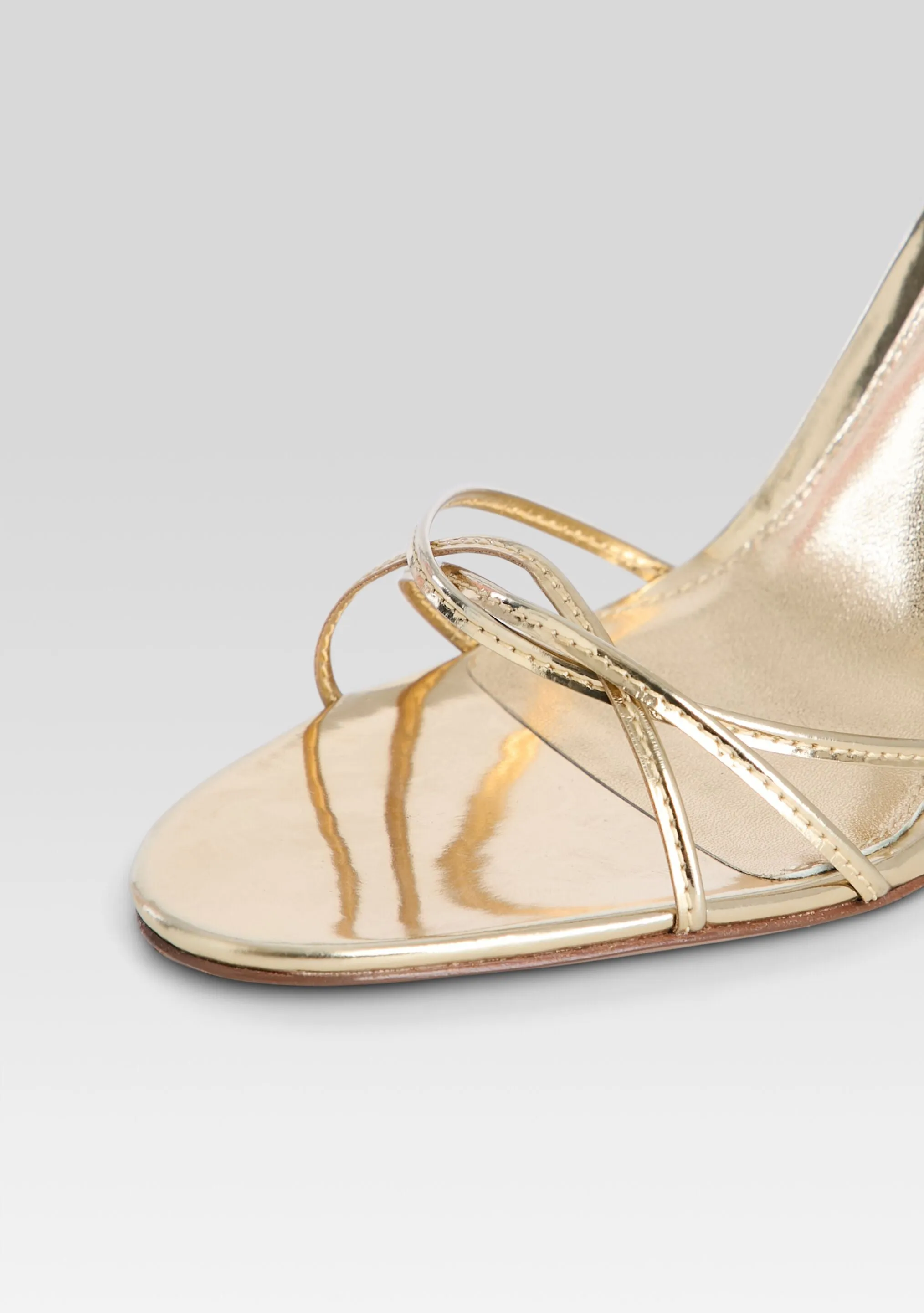 Lucia Sandal sold by Retrofete product image thumbnail 2