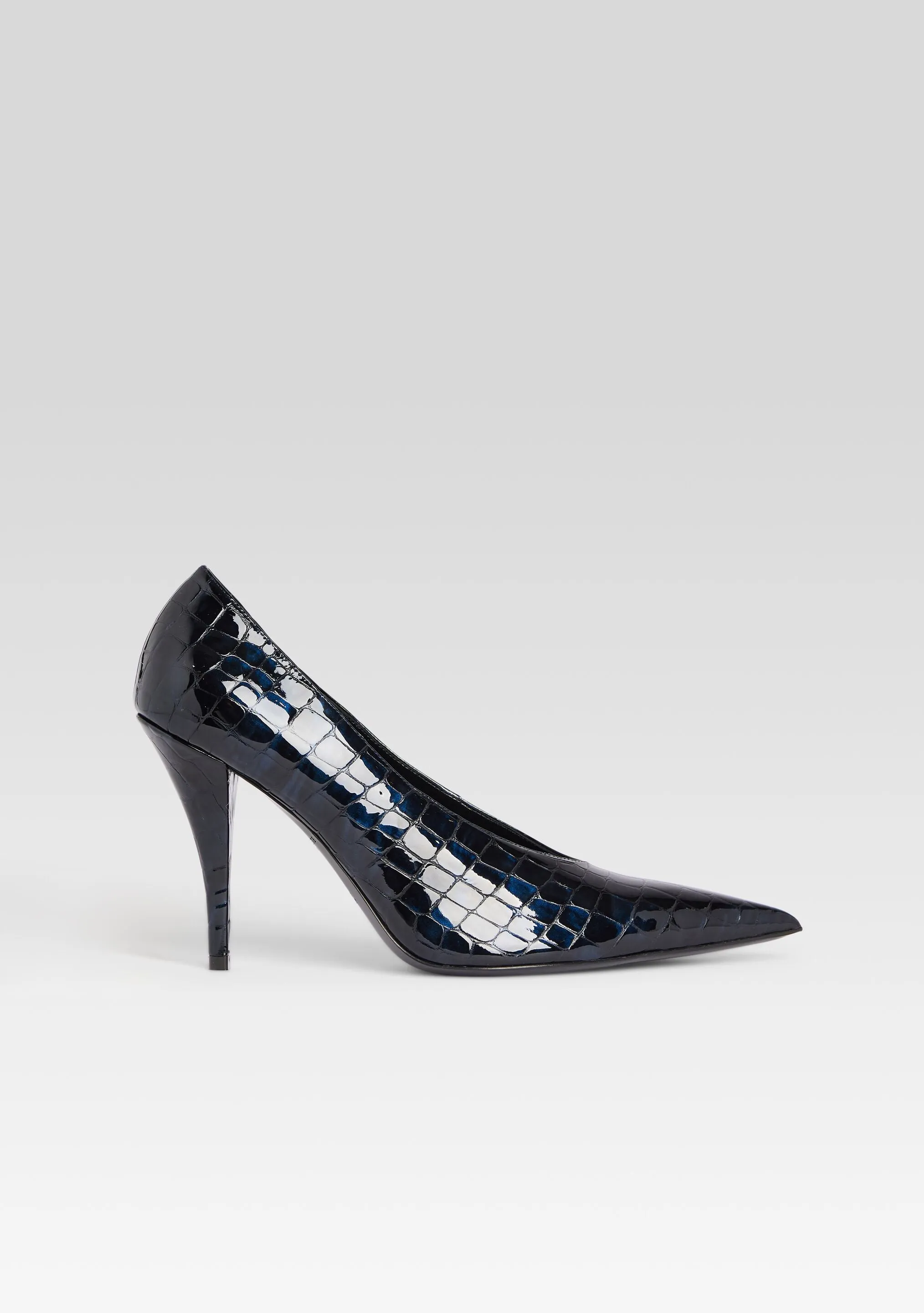 Maureen Leather Pump sold by Retrofete