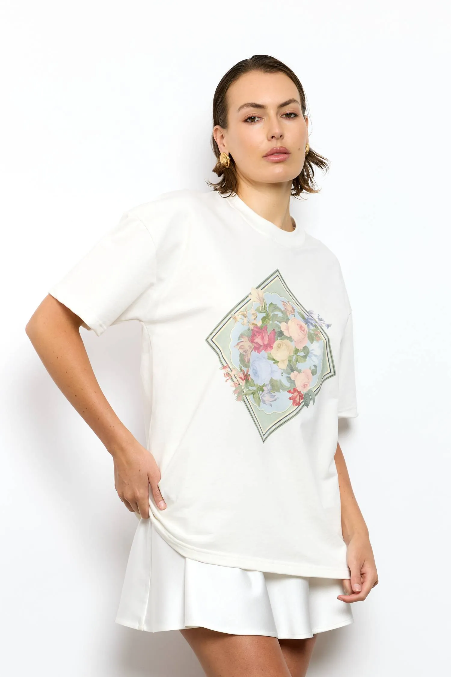 Oversized Tee | Diamond sold by With Harper Lu