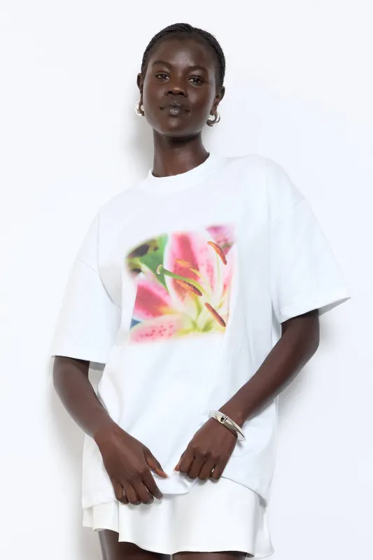 Oversized Tee | Zoomed Lily Floral sold by With Harper Lu