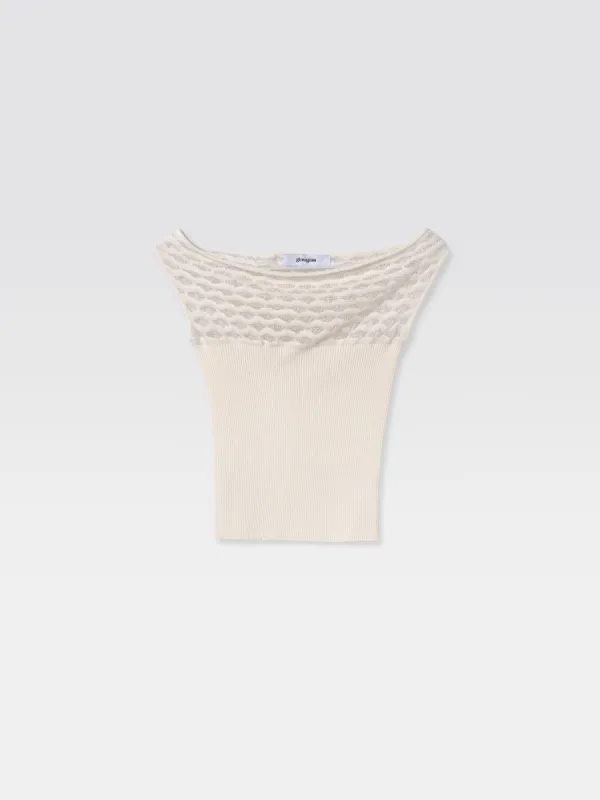 Avenue Off-Shoulder Top sold by Gimaguas