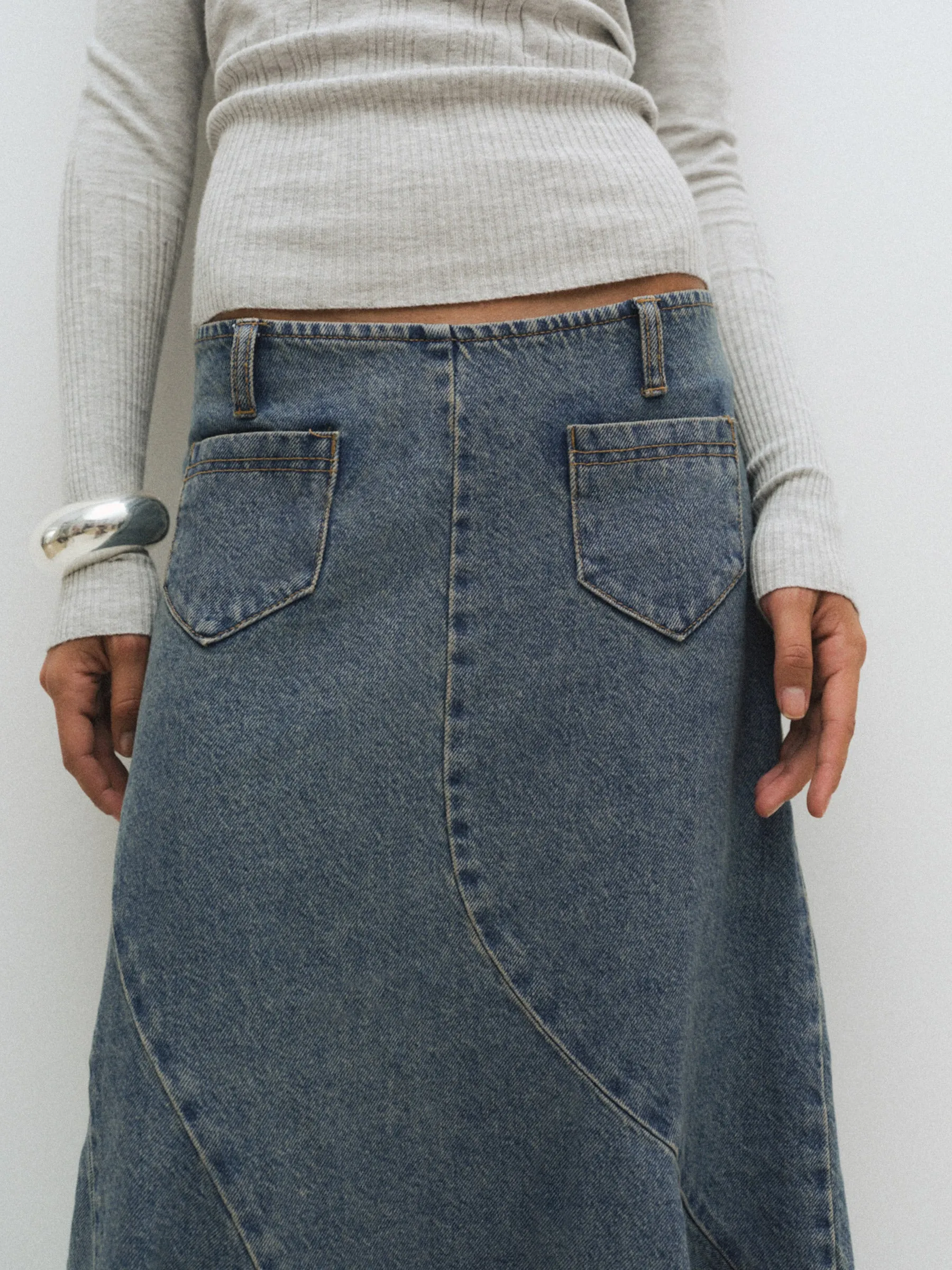 Diana Skirt sold by Gimaguas product image thumbnail 4