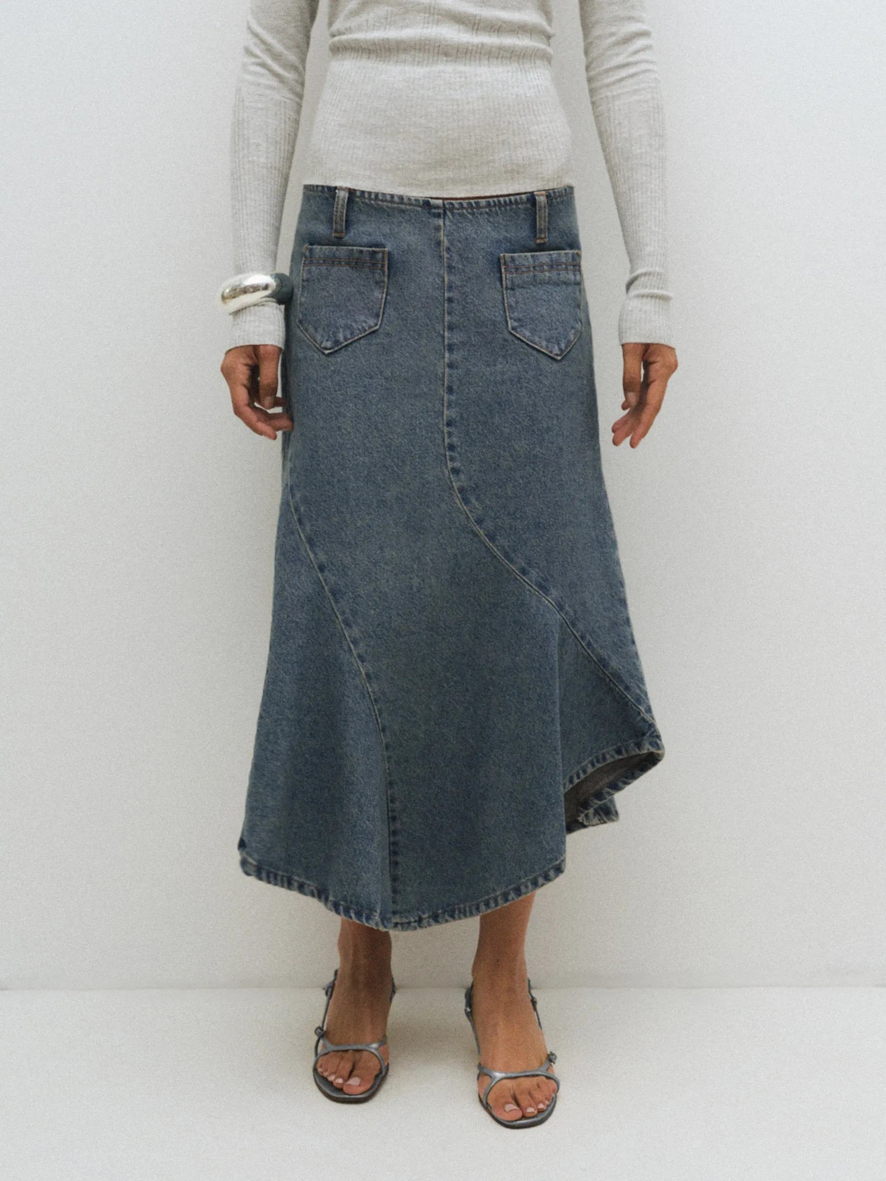 Diana Skirt sold by Gimaguas product image thumbnail 3