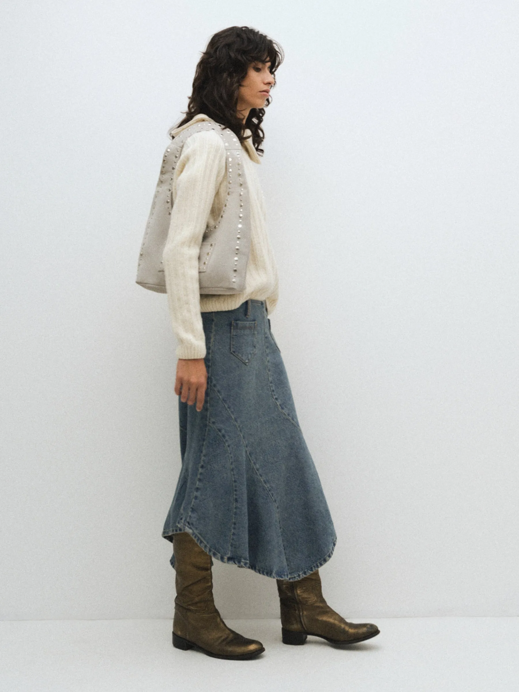 Diana Skirt sold by Gimaguas product image thumbnail 2