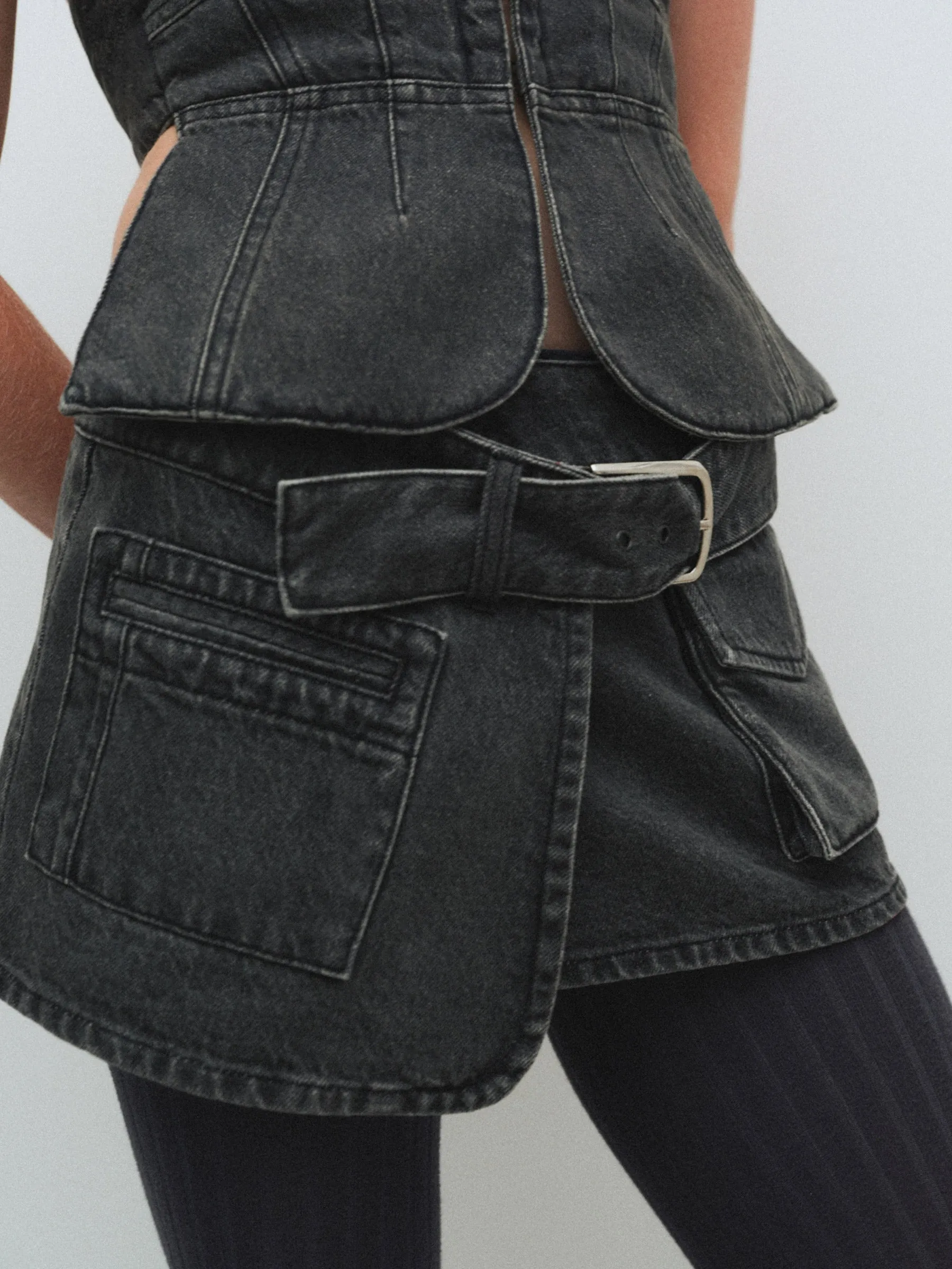 Diana Mini Skirt sold by Gimaguas product image thumbnail 2