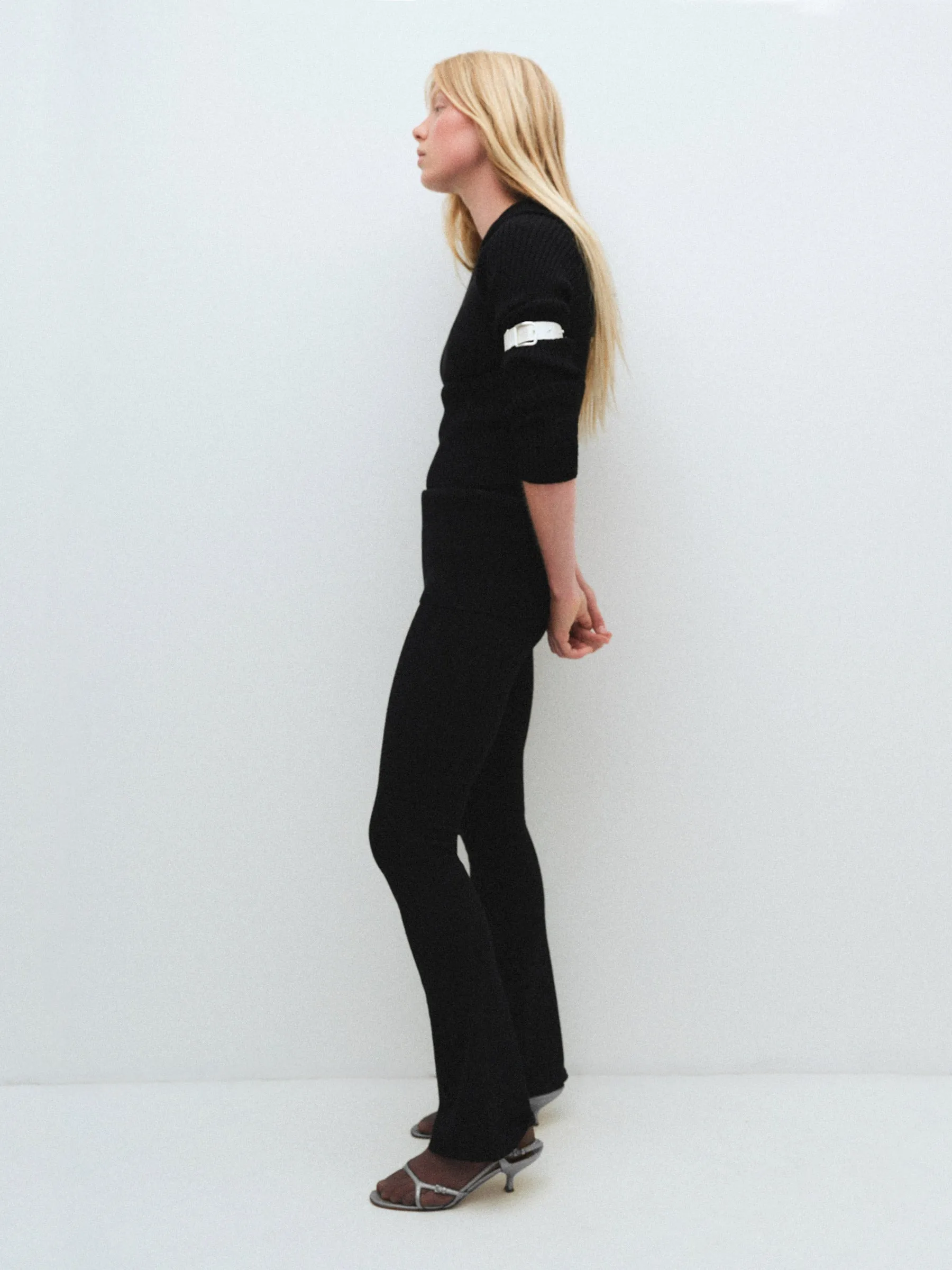 Carla Sweatshirt sold by Gimaguas product image thumbnail 3