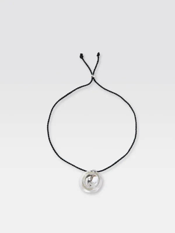 Tondo Necklace sold by Gimaguas