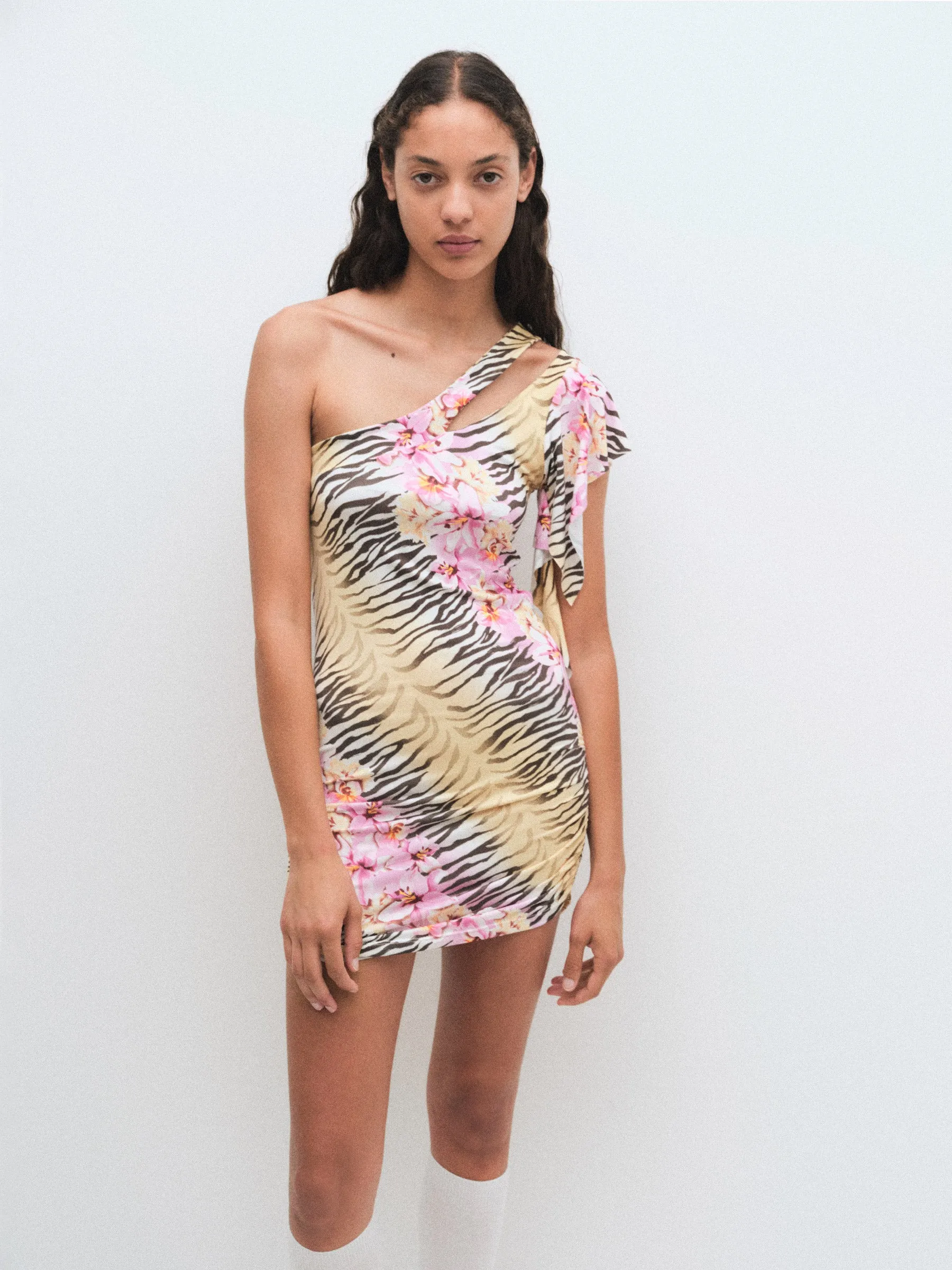 Olimpia Dress sold by Gimaguas product image thumbnail 3