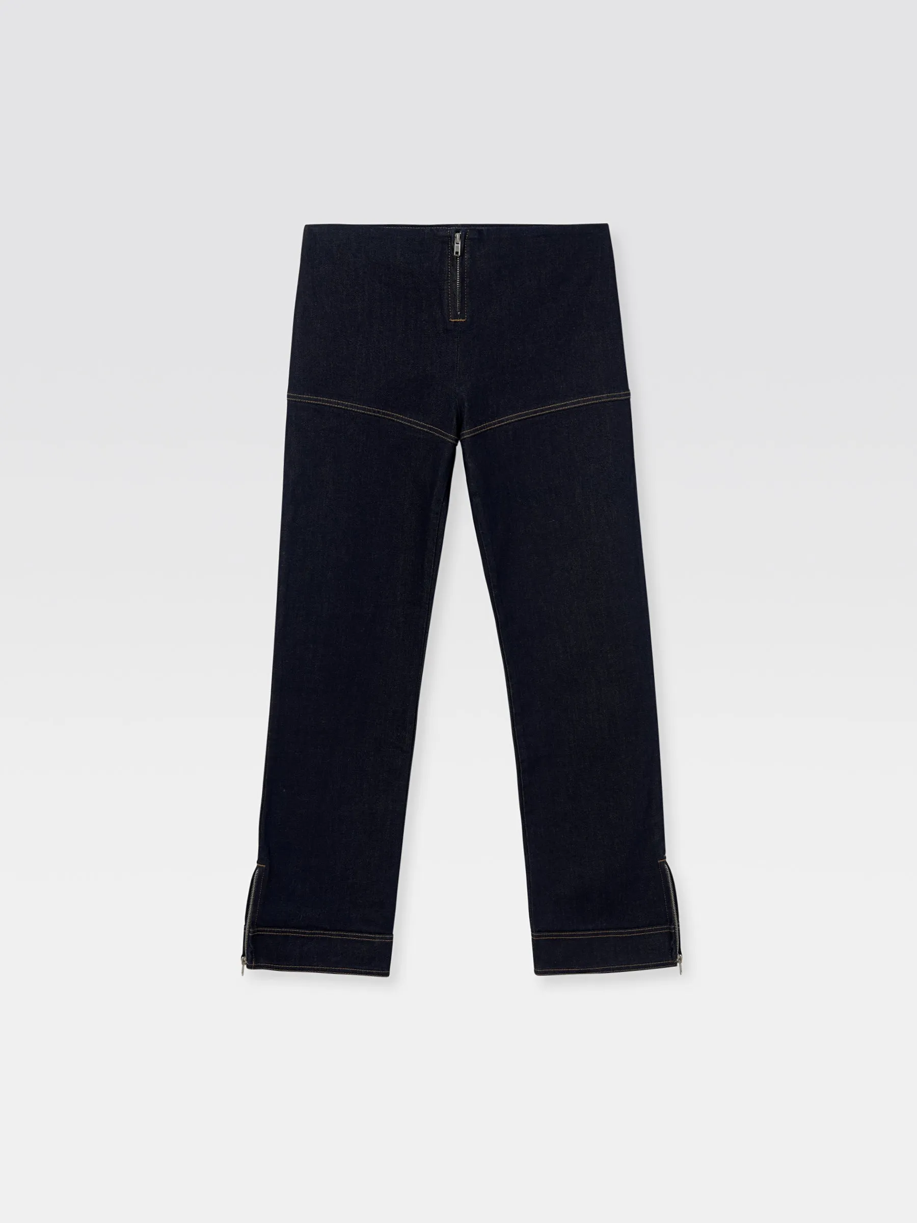 Amalia Trousers sold by Gimaguas