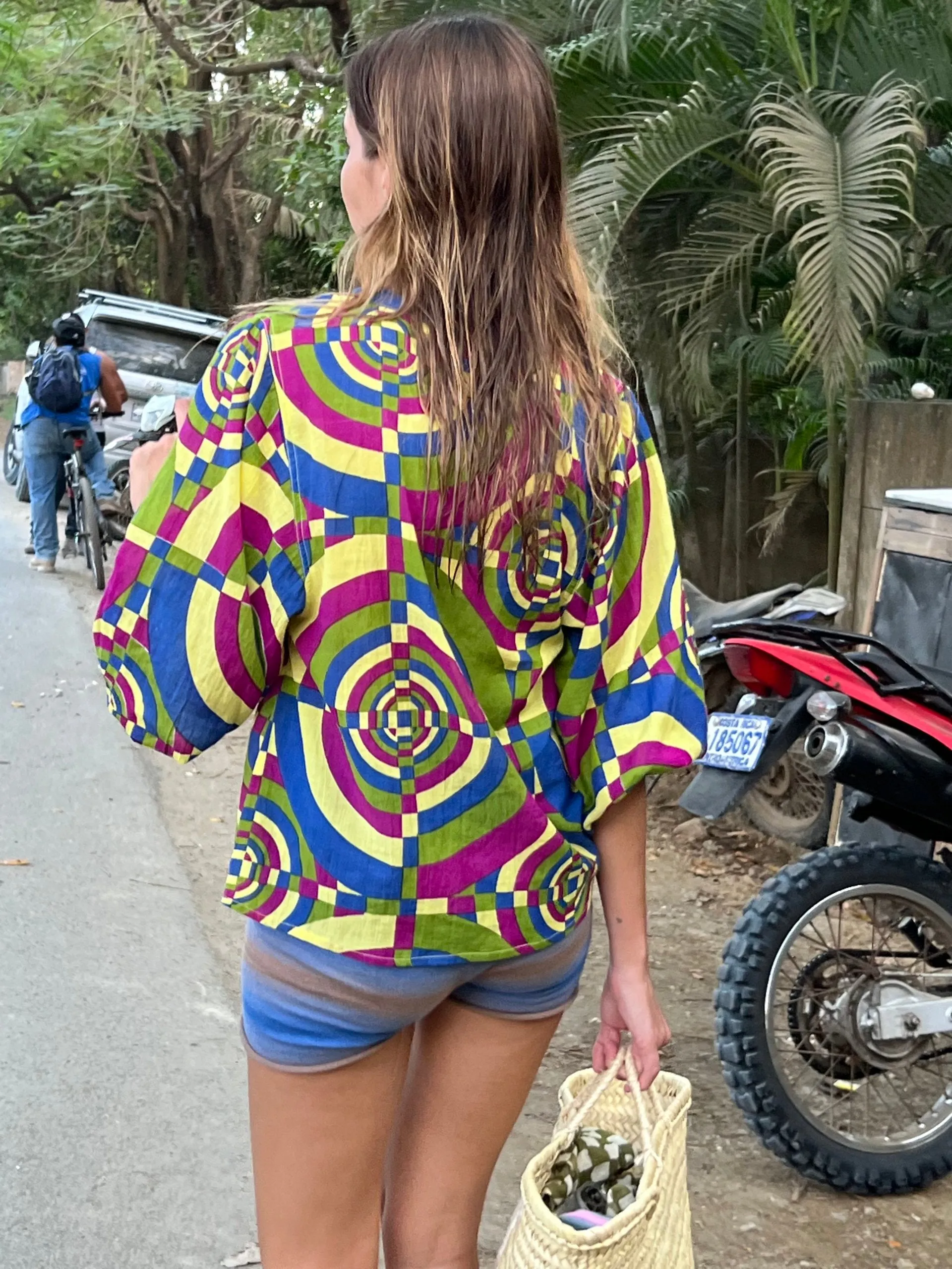 Geo Marga Blouse sold by Gimaguas product image thumbnail 3