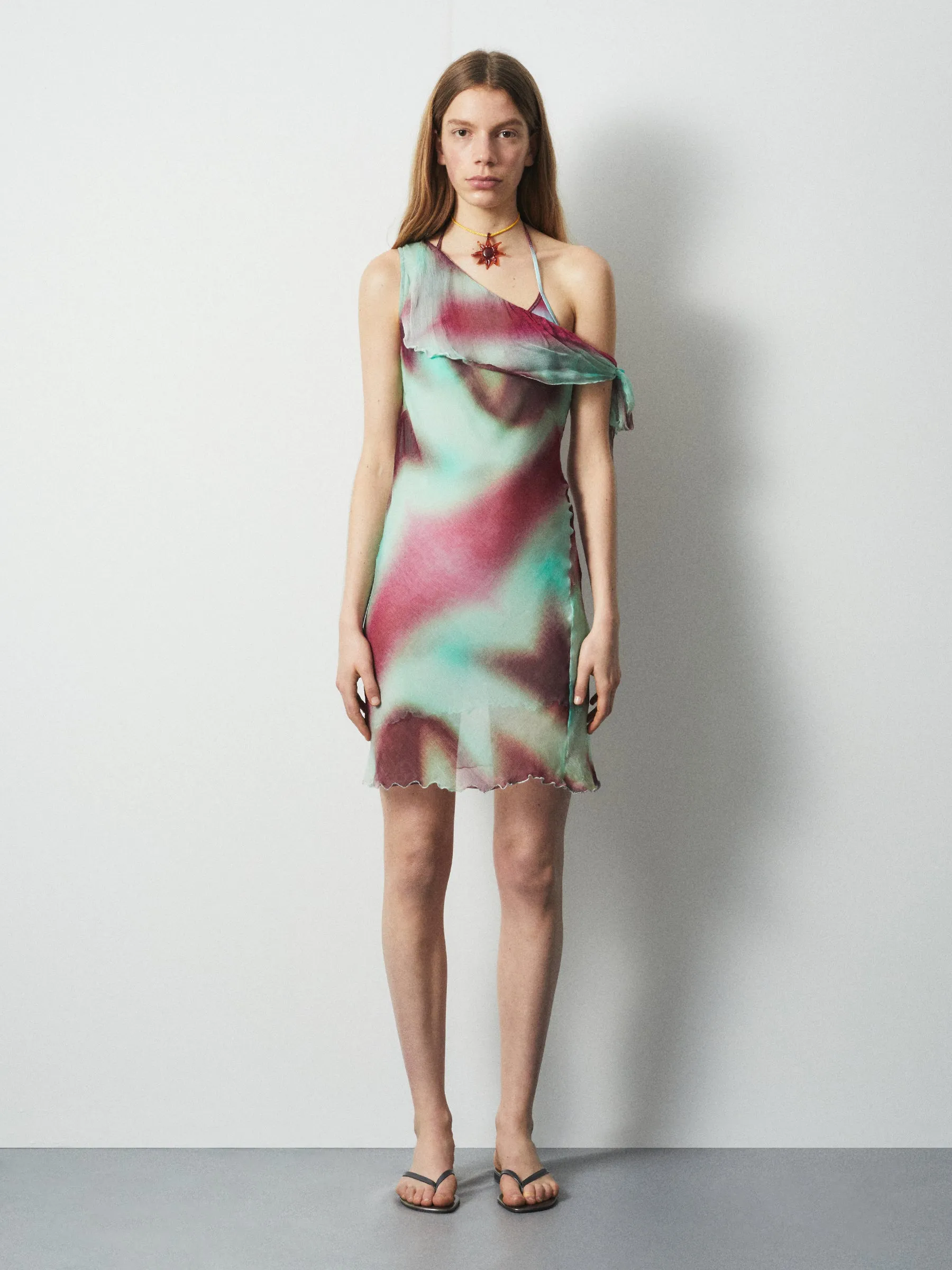 Limmo Dress sold by Gimaguas product image thumbnail 3