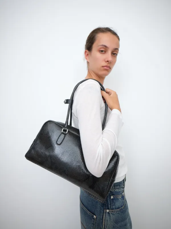 Chica Bag Black sold by Gimaguas