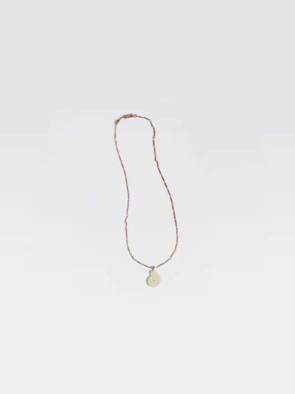 Gold Shell Necklace made by Gimaguas