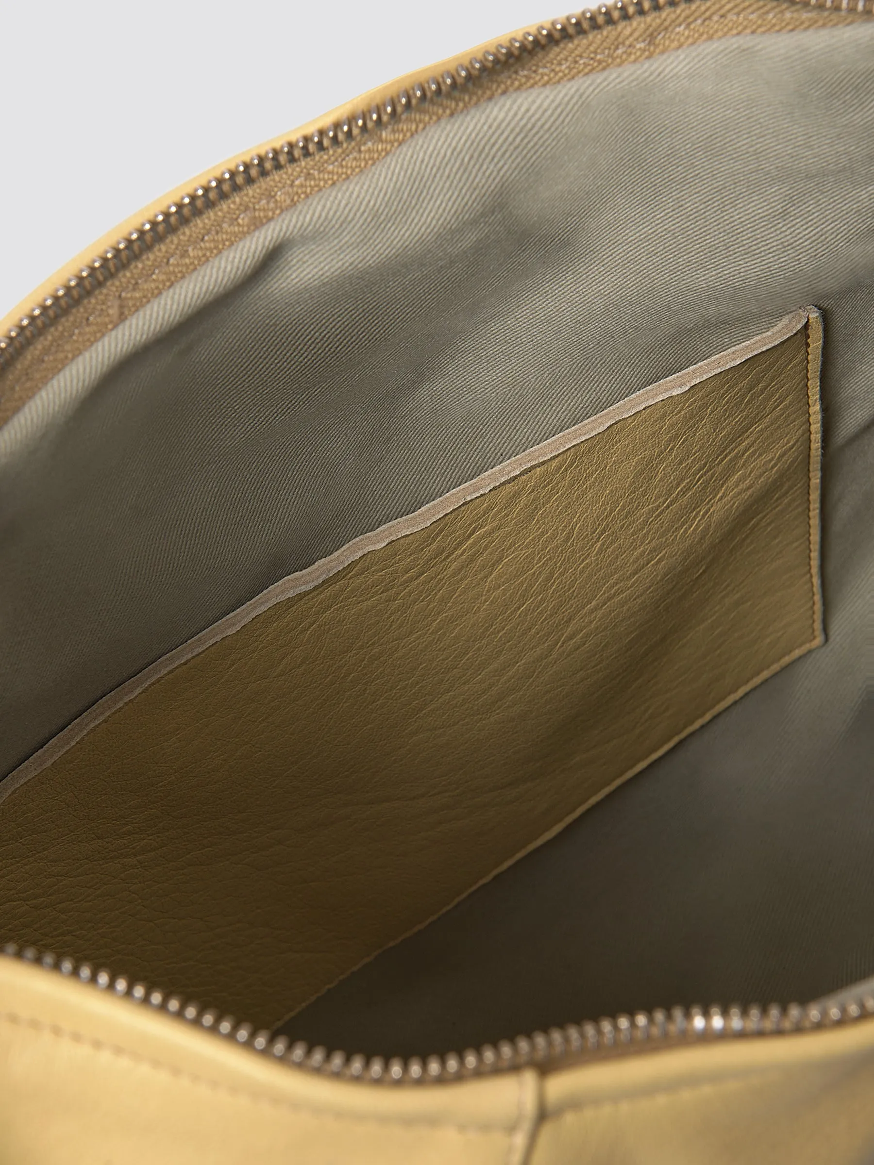 Paula Bag sold by Gimaguas product image thumbnail 4