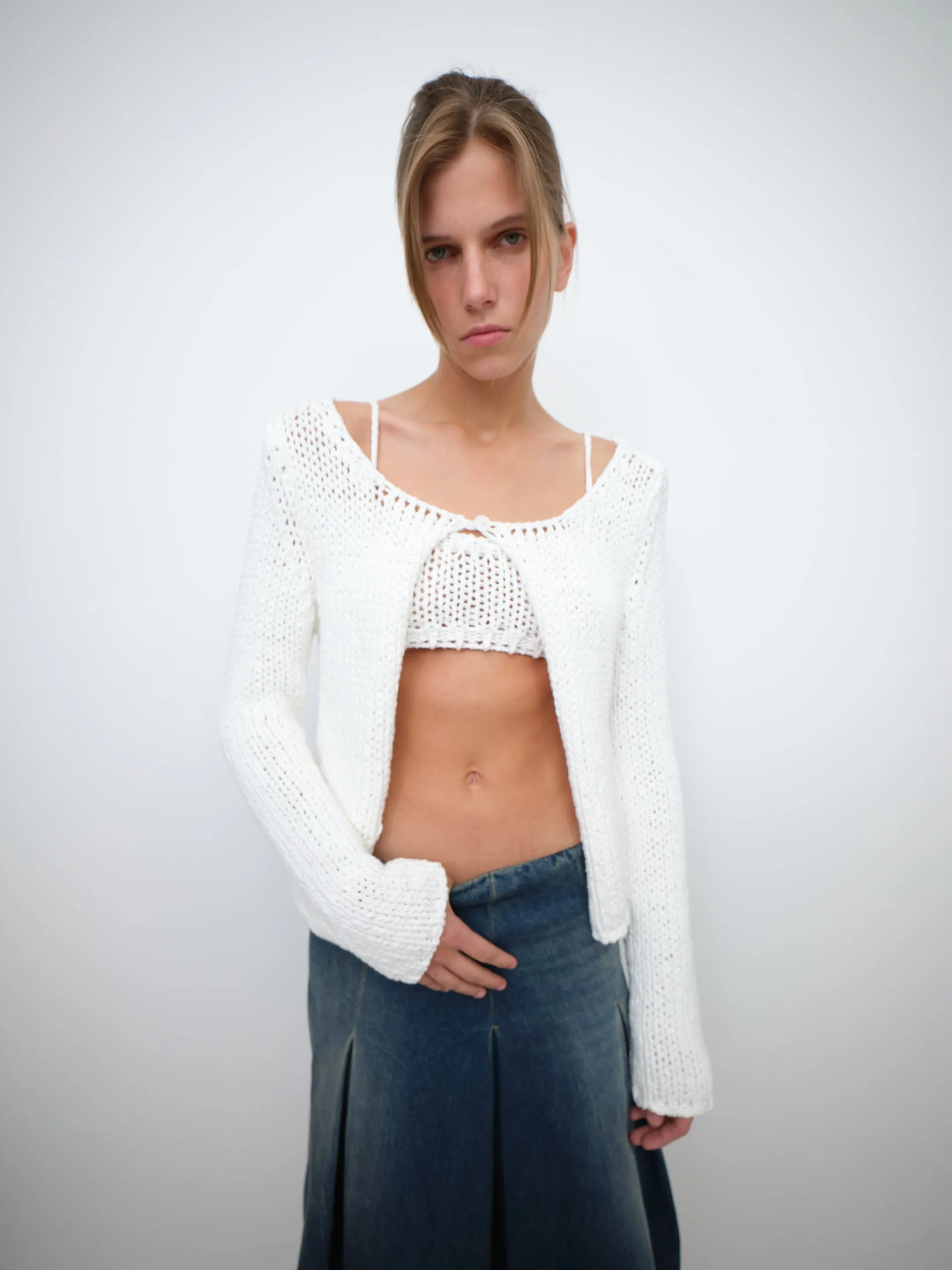 Tiare Cardigan White sold by Gimaguas