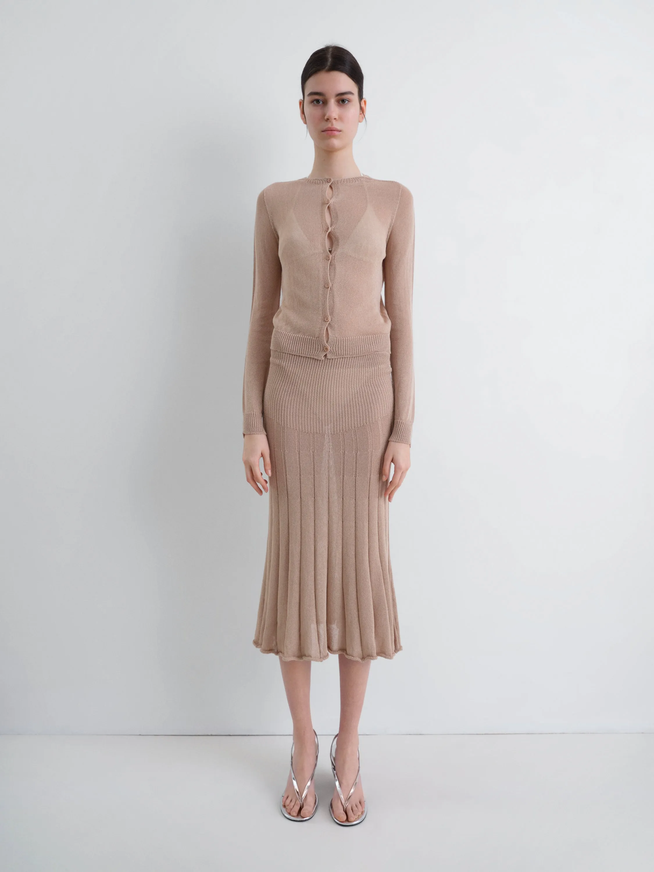 Yoyo Midi Skirt sold by Gimaguas product image thumbnail 2