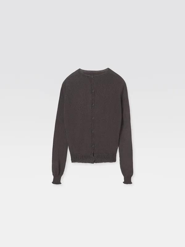 Yoyo Cardigan sold by Gimaguas