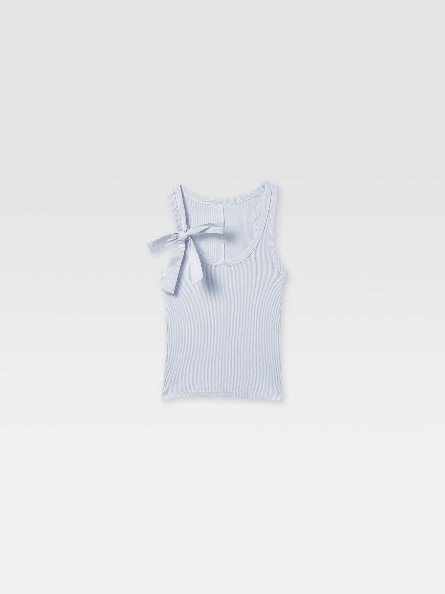 Bow Top sold by Gimaguas