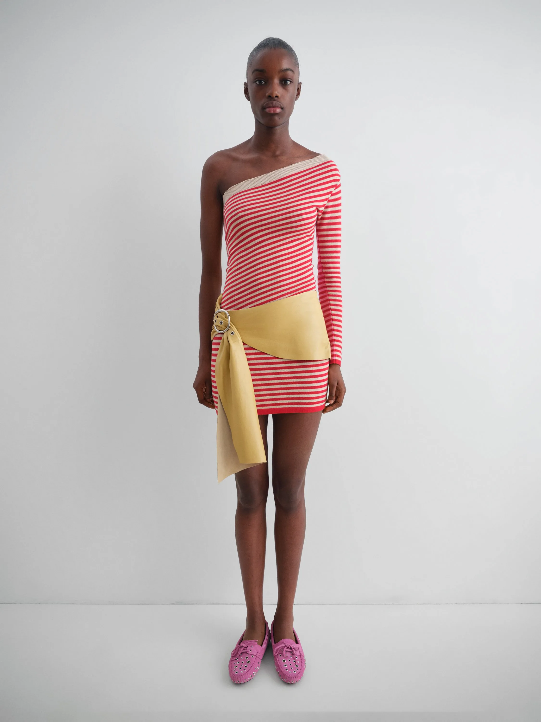 Diana Skirt sold by Gimaguas product image thumbnail 3