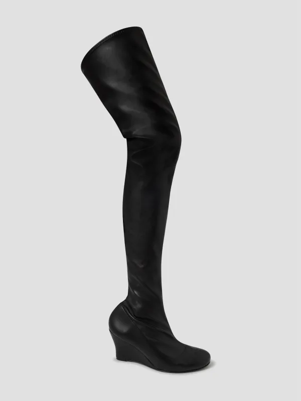 HIGH BOOT WEDGES BLACK sold by Gimaguas