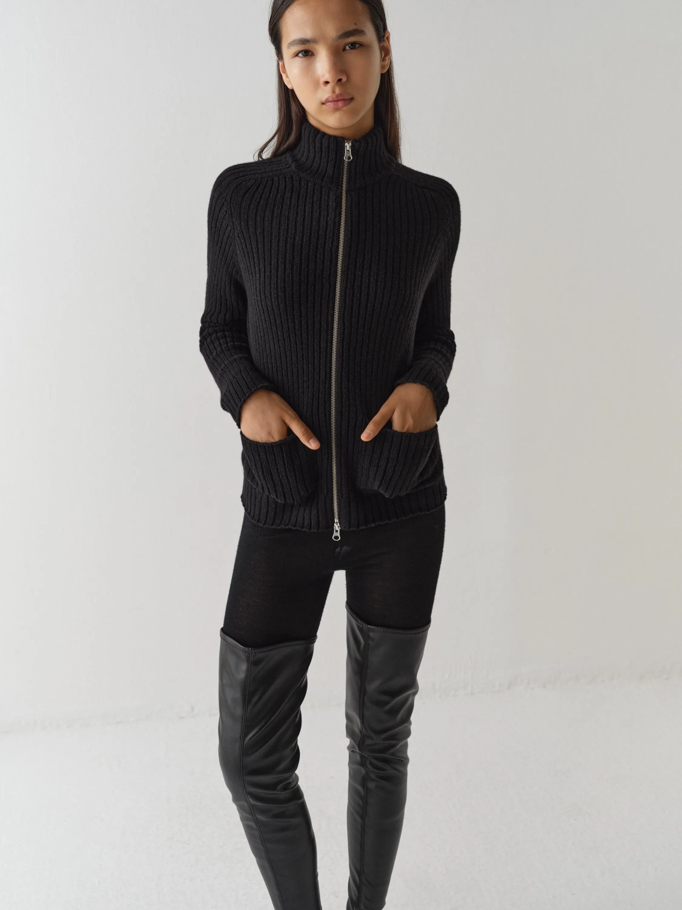 Annie Jacket sold by Gimaguas product image thumbnail 3