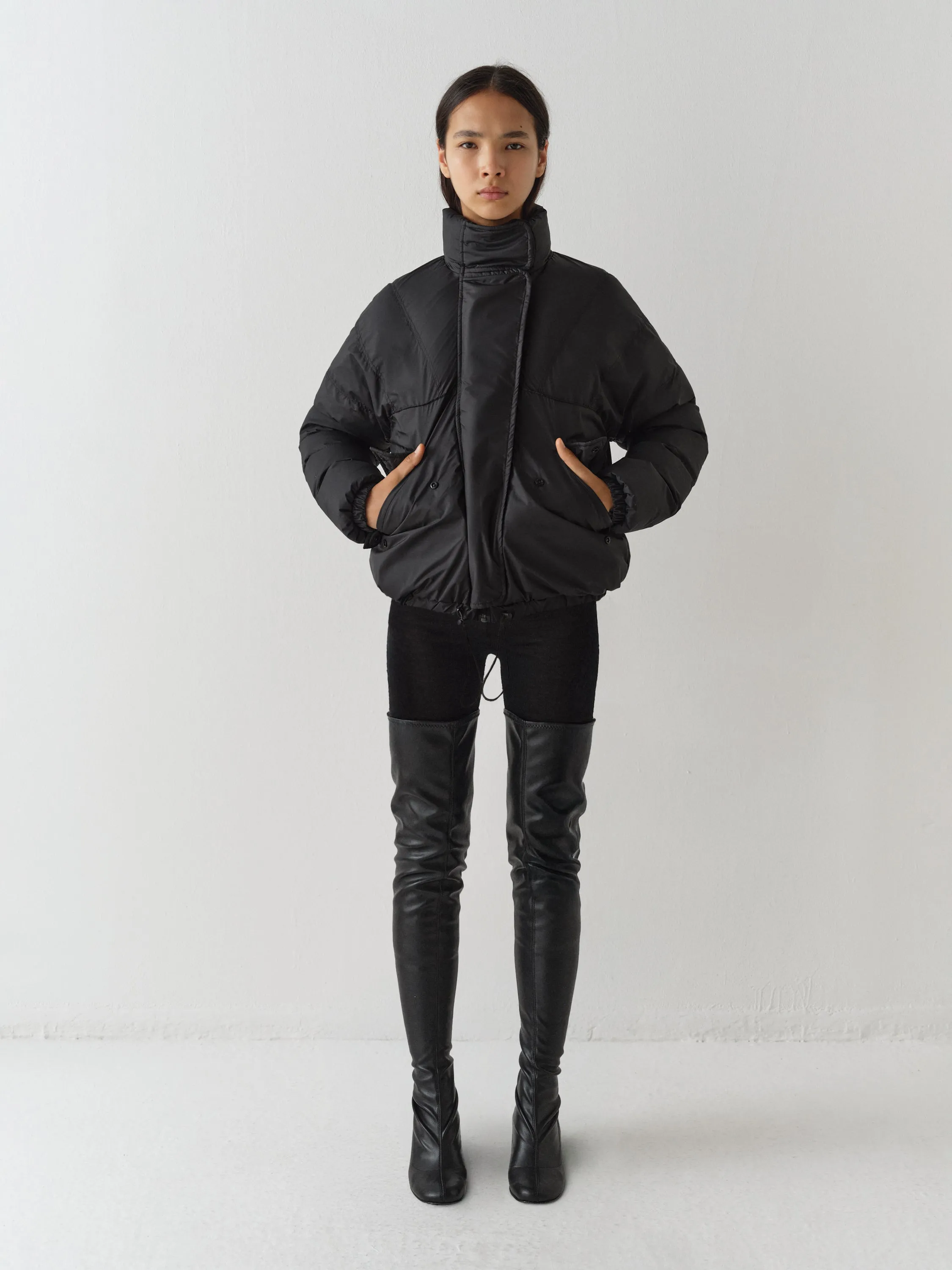 Sita Puffer sold by Gimaguas product image thumbnail 2