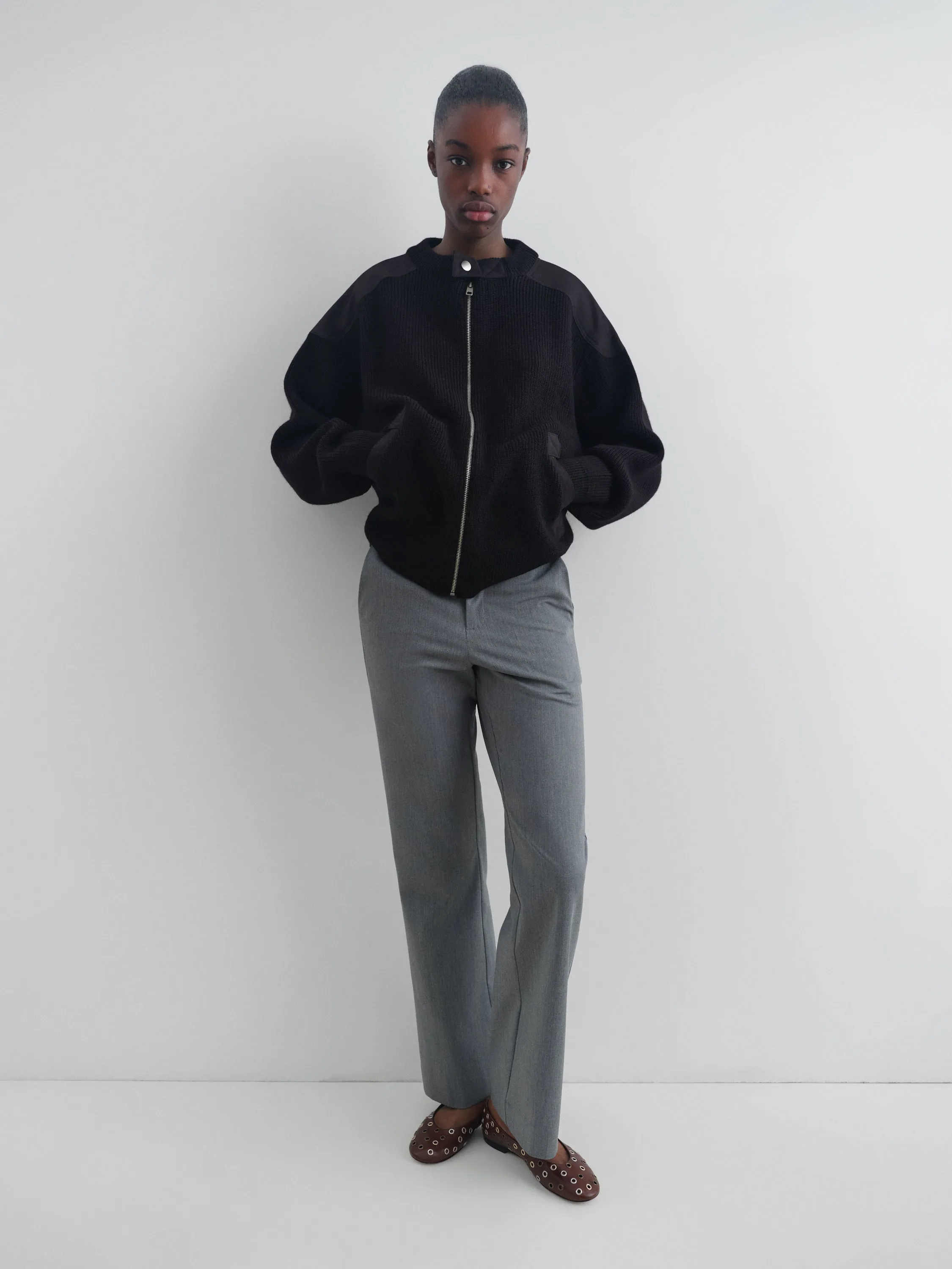 Amor Trousers sold by Gimaguas product image thumbnail 2