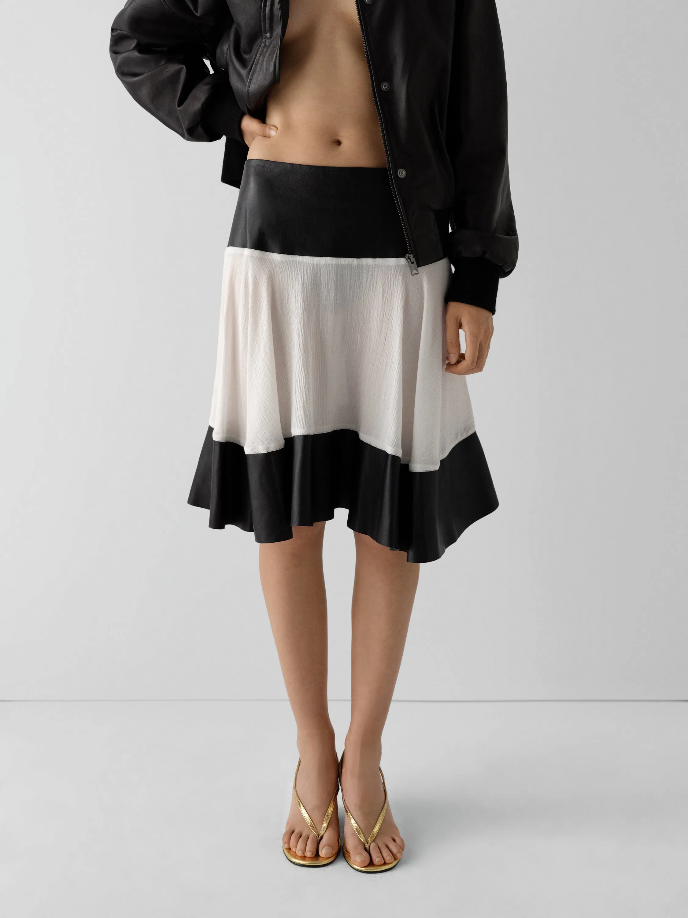 Vittoria Skirt sold by Gimaguas product image thumbnail 3