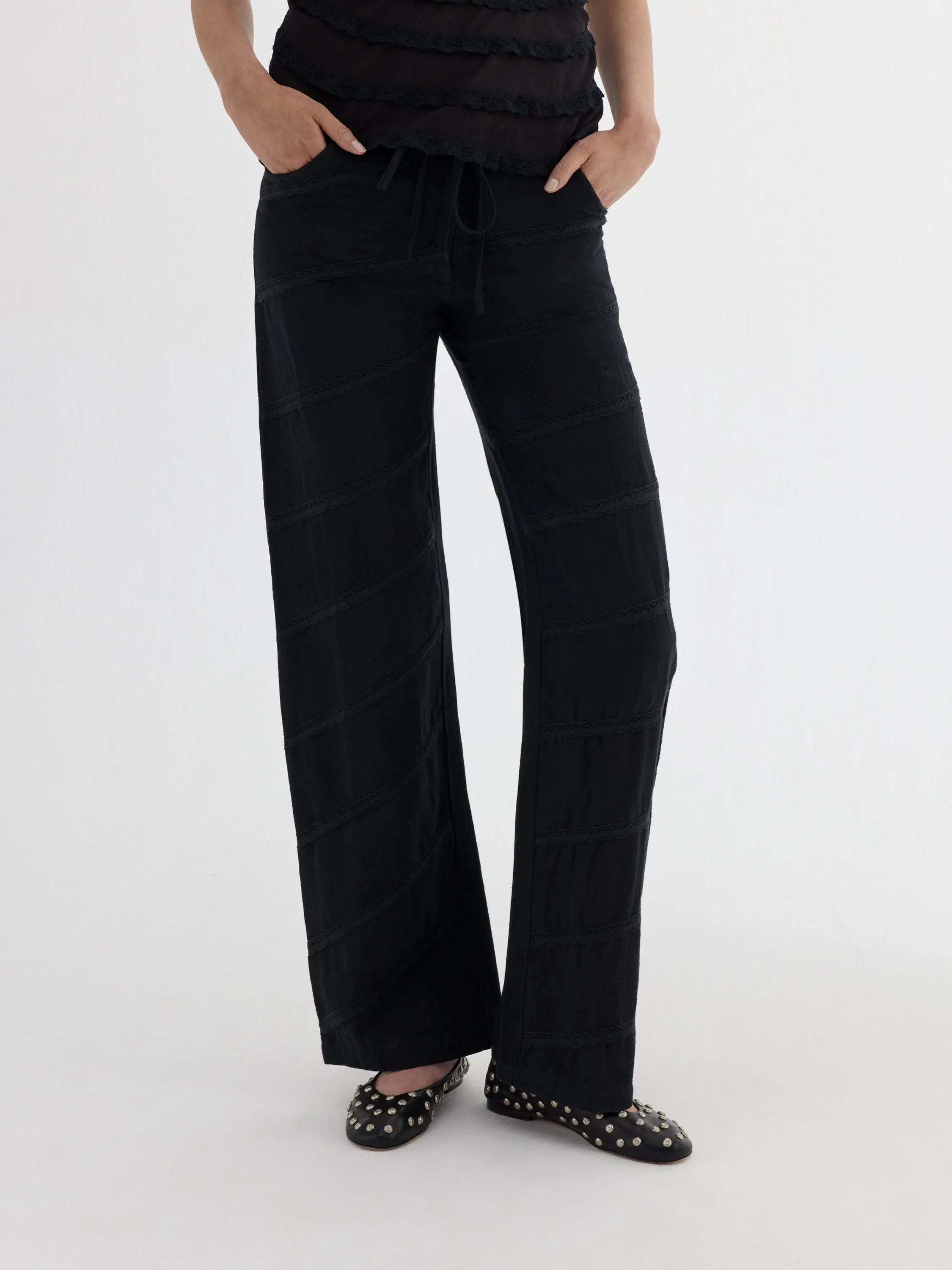 Delayla Trousers sold by Gimaguas product image thumbnail 3